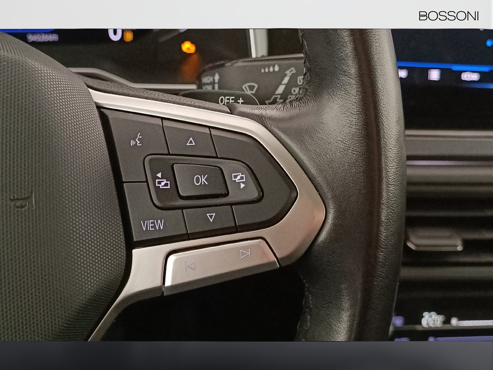 26 - Volkswagen Polo 1.0 tsi 110cv style dsg