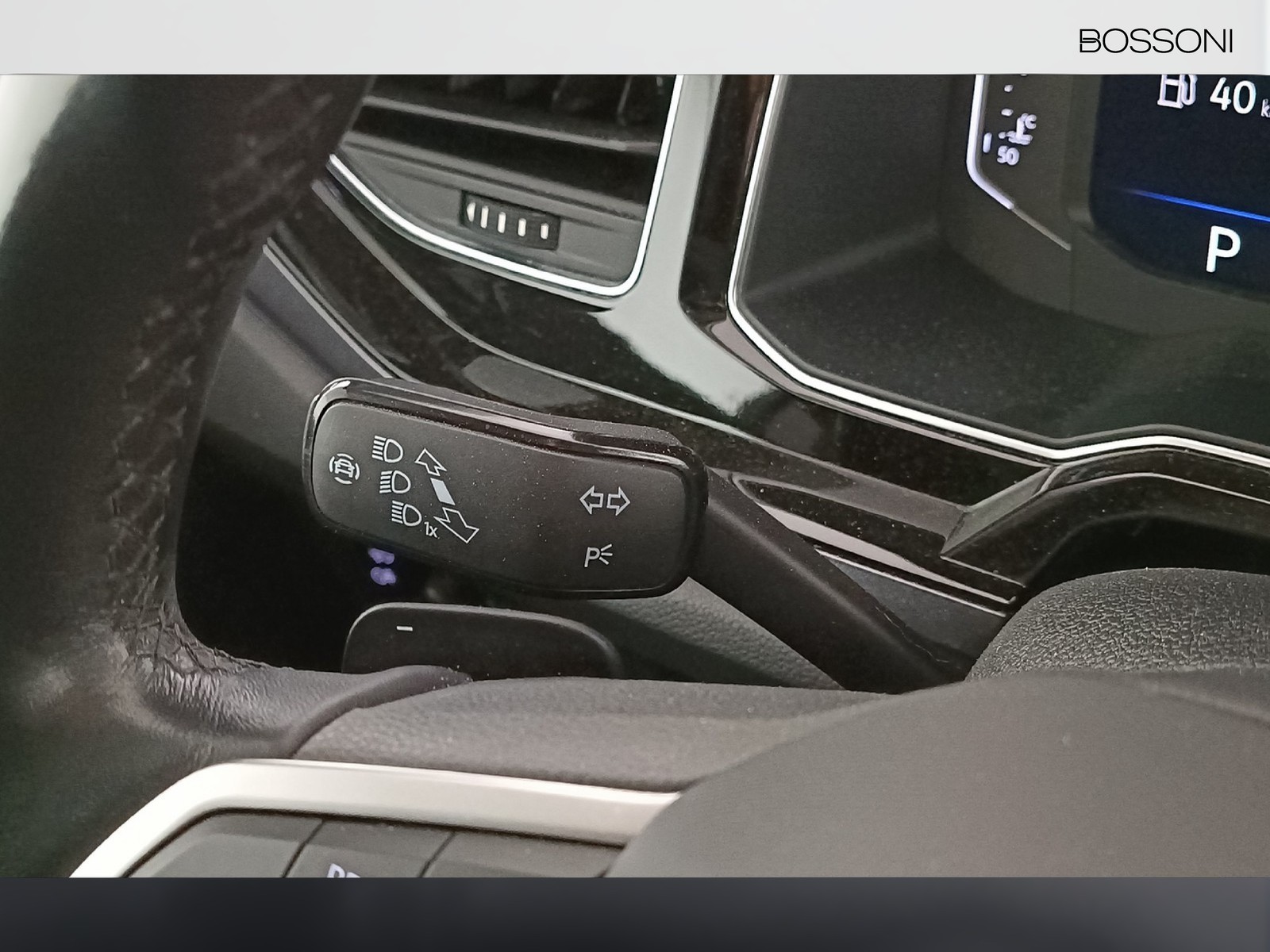 28 - Volkswagen Polo 1.0 tsi 110cv style dsg