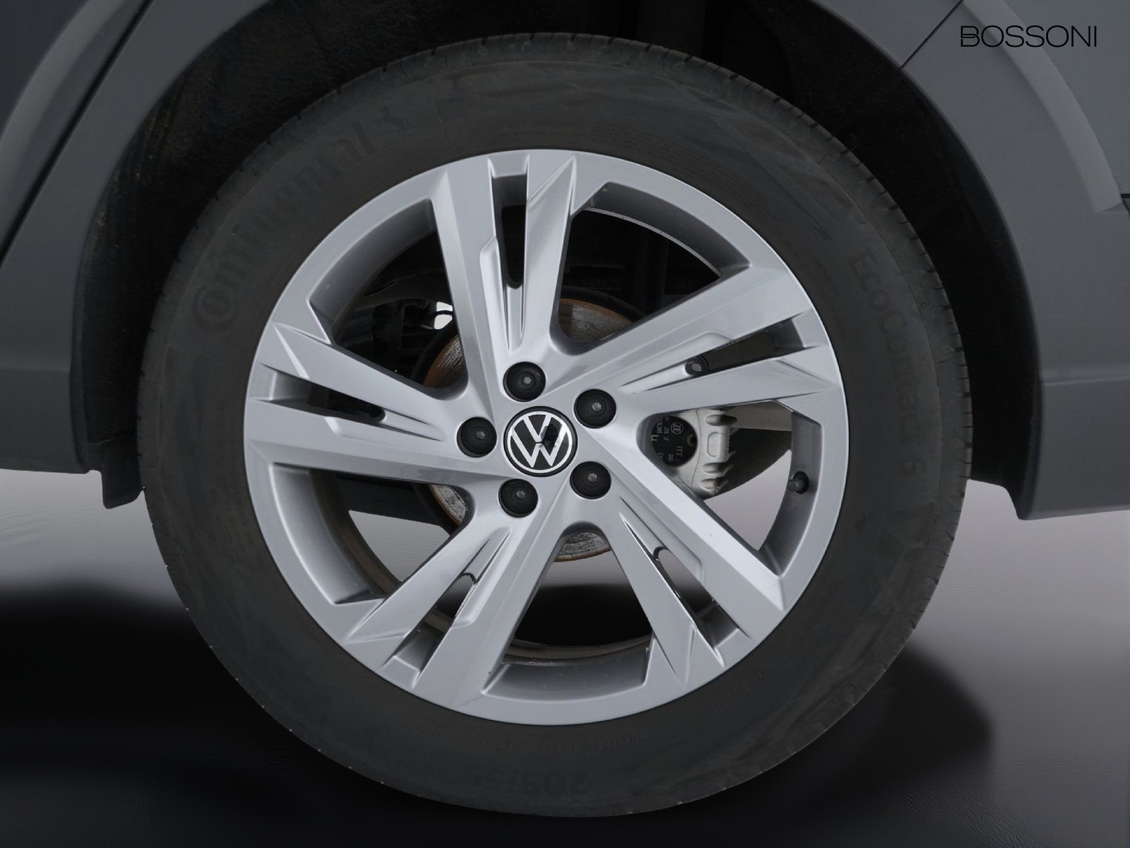 12 - Volkswagen Taigo 1.0 tsi 115cv r-line