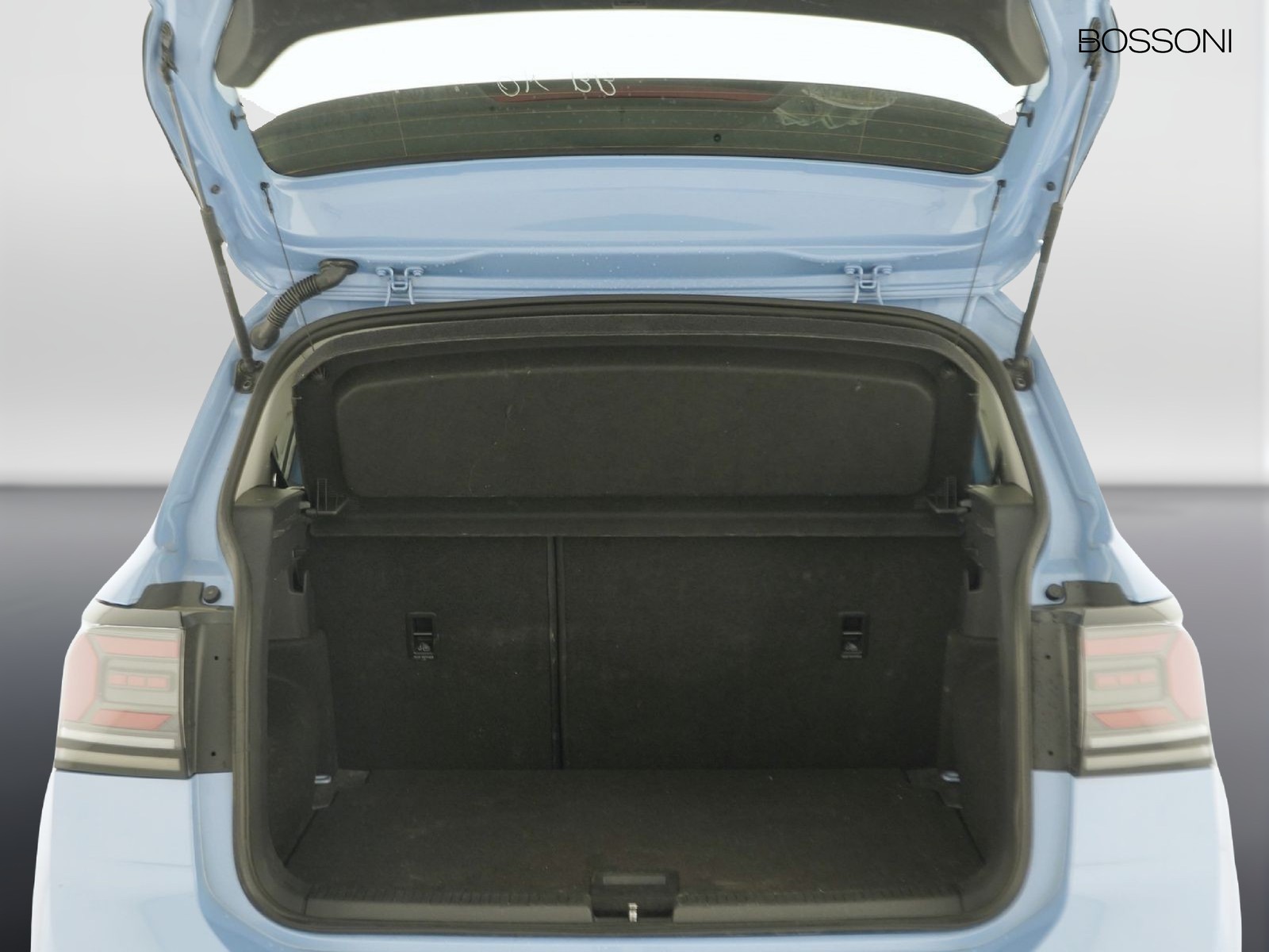 10 - Volkswagen T-Cross 1.0 tsi 115cv life dsg