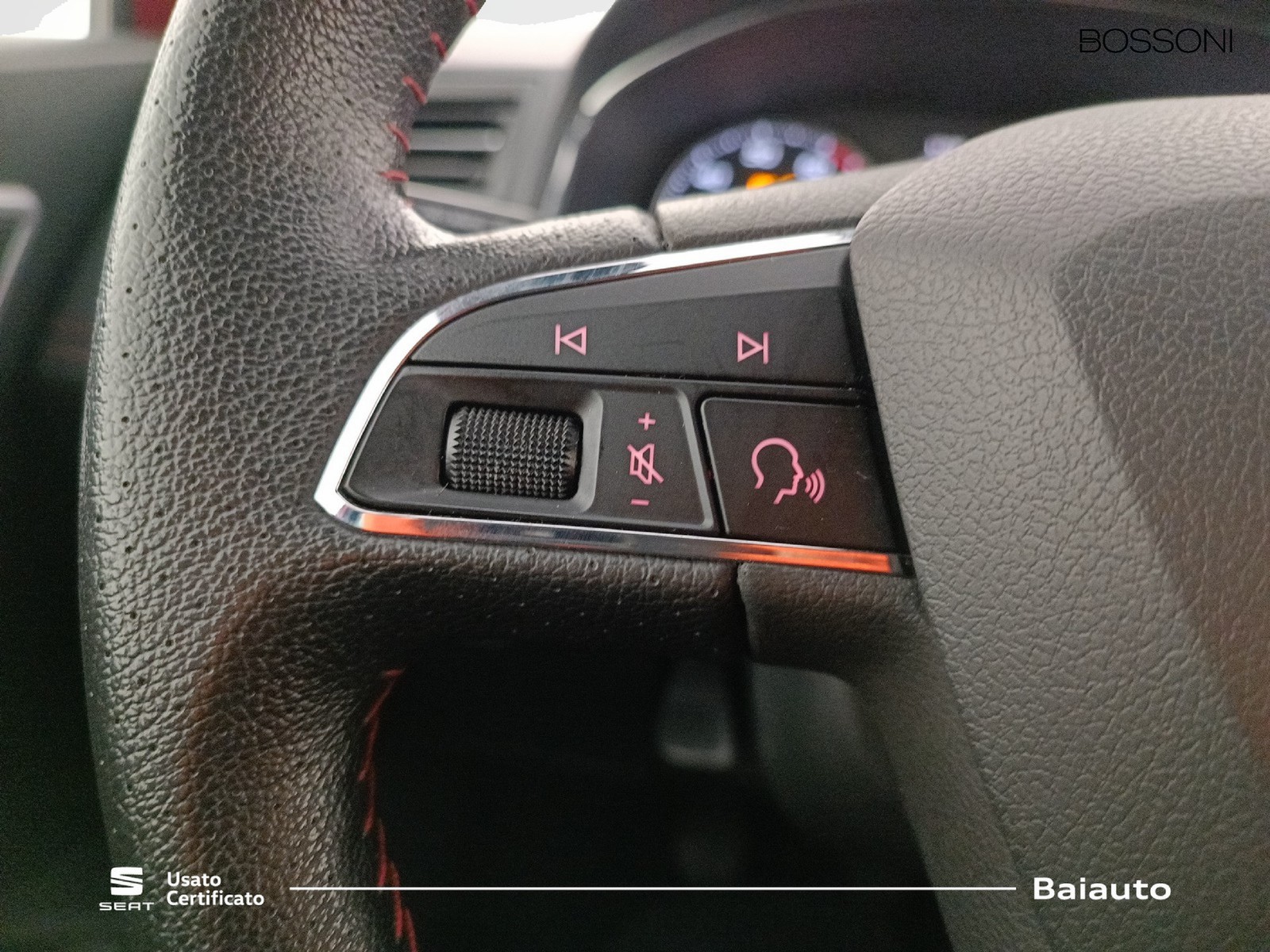 14 - Seat Arona 1.0 tgi 90cv fr