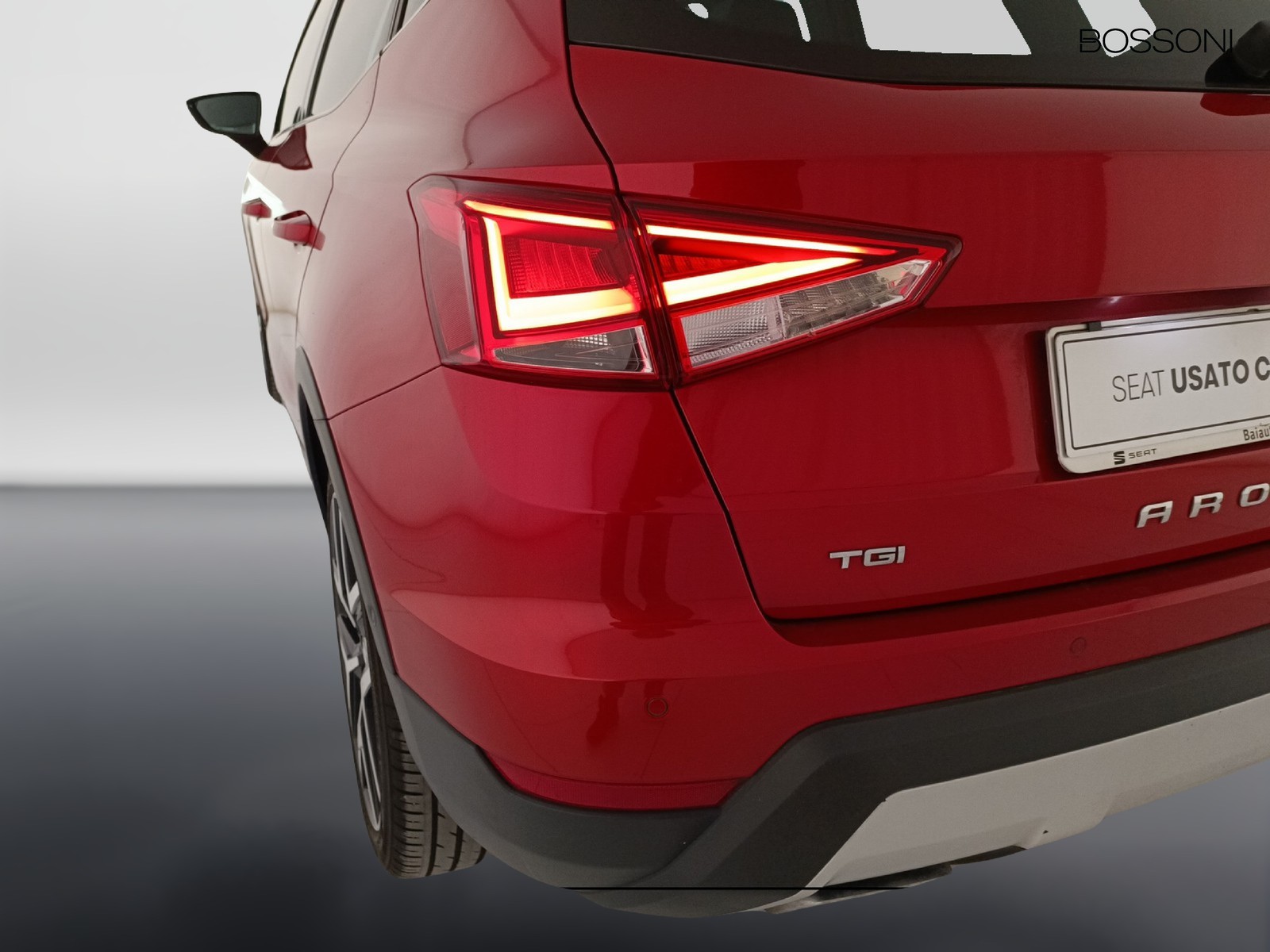 24 - Seat Arona 1.0 tgi 90cv fr