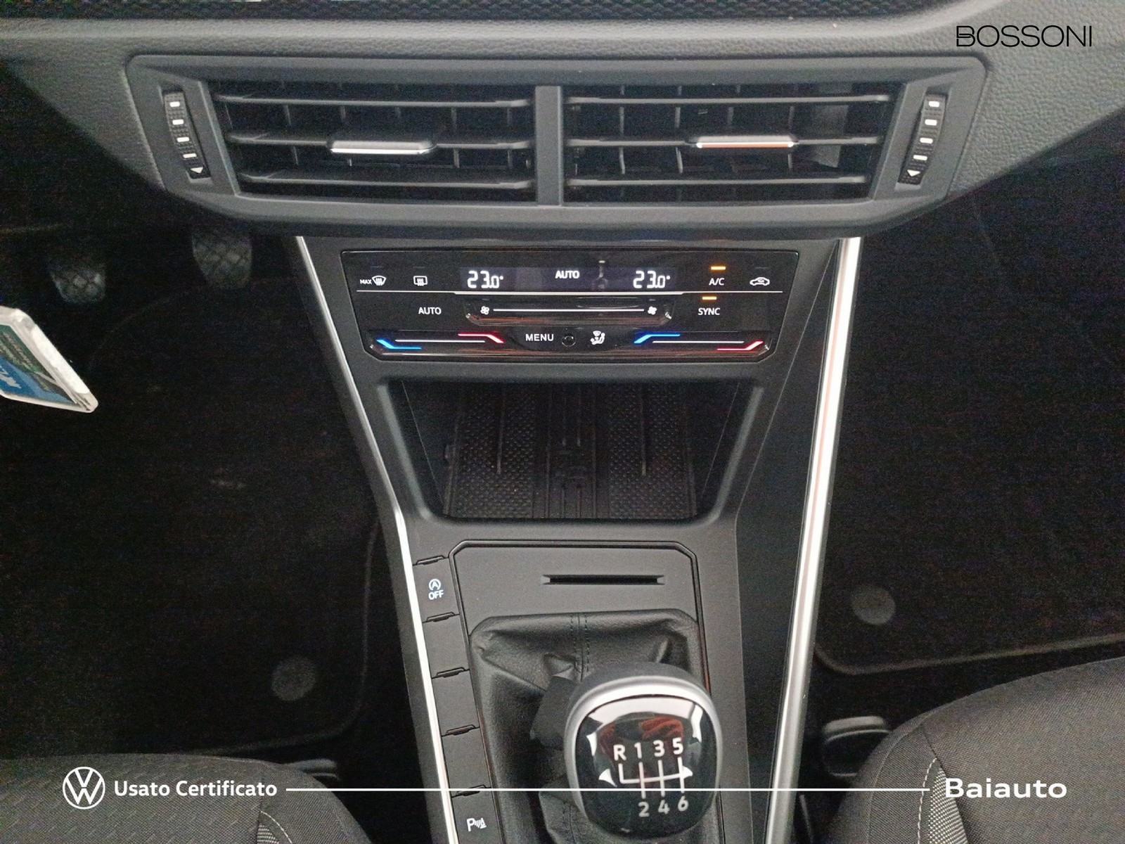 11 - Volkswagen Taigo 1.0 tsi 115cv life