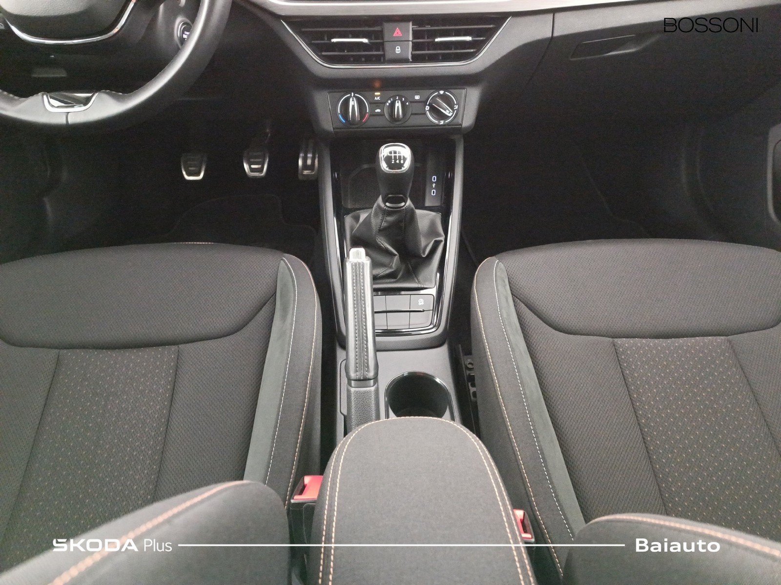 14 - Skoda Kamiq 1.0 tsi 110cv scoutline