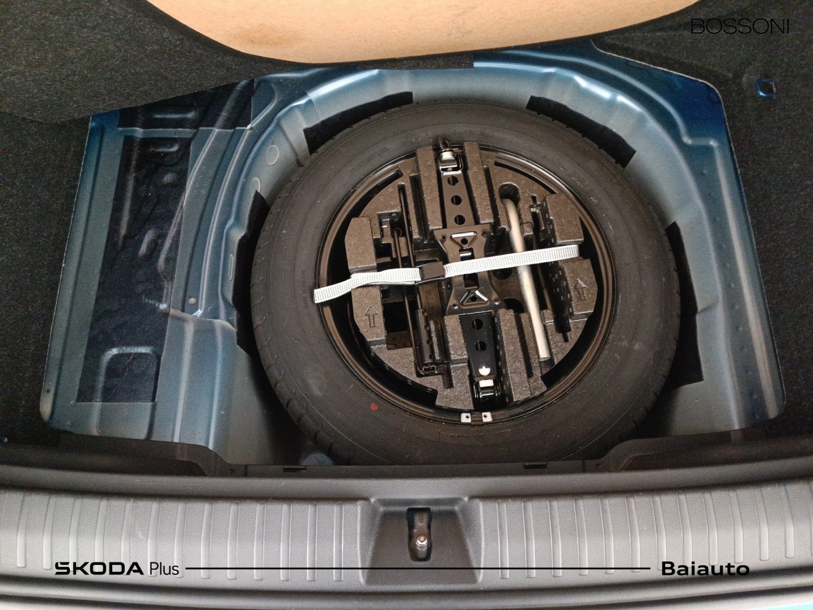 30 - Skoda Kamiq 1.0 tsi 110cv scoutline