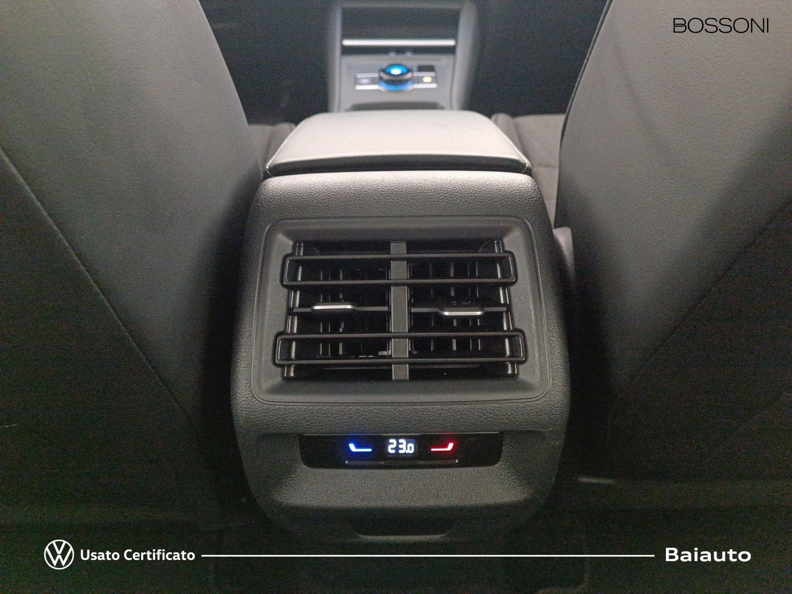 14 - Volkswagen Tiguan 2.0 tdi scr 150cv life dsg