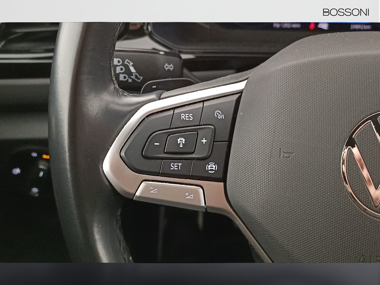 21 - Volkswagen T-Roc 2.0 tdi scr 150cv r line dsg