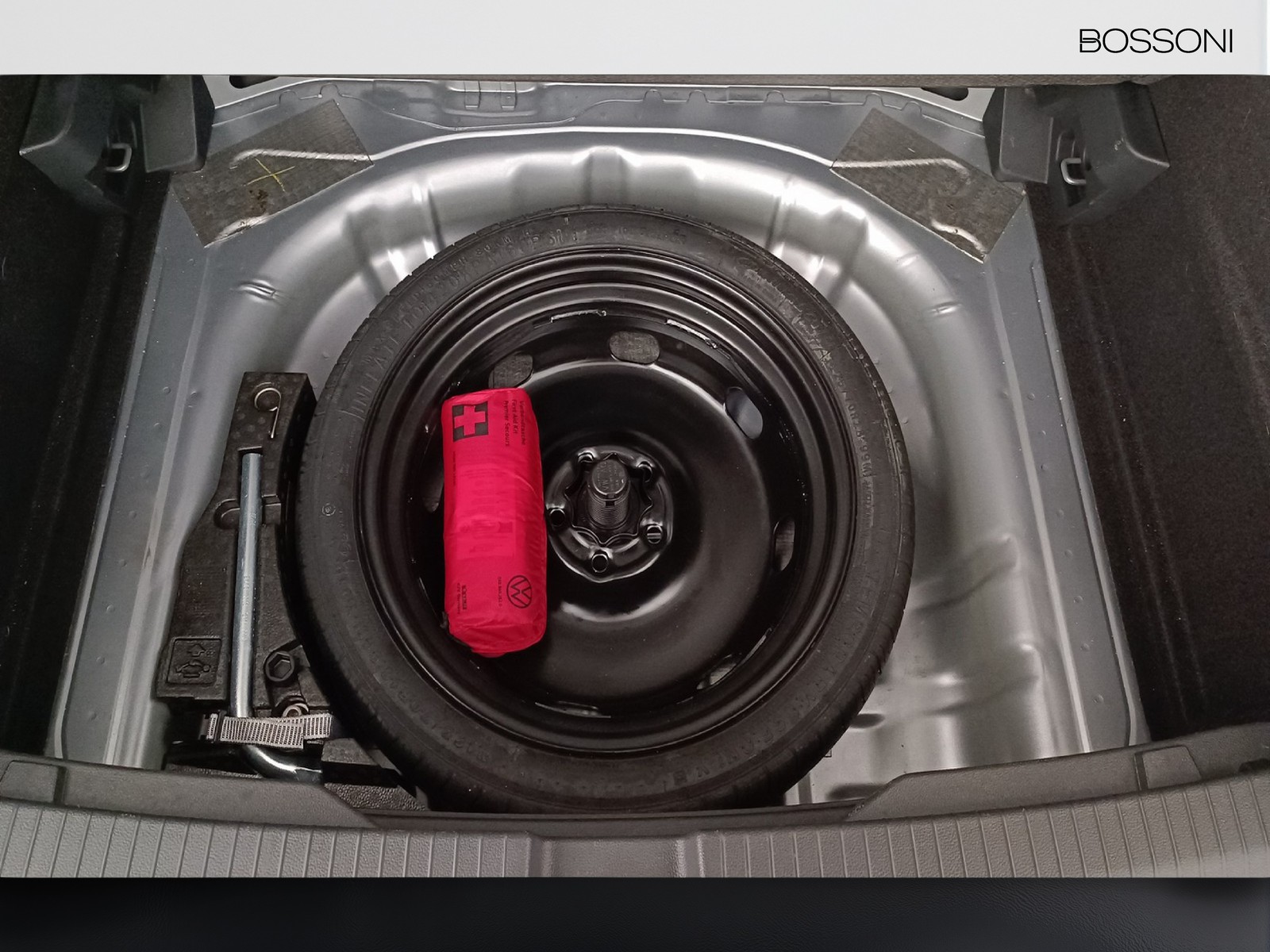 34 - Volkswagen T-Roc 2.0 tdi scr 150cv r line dsg