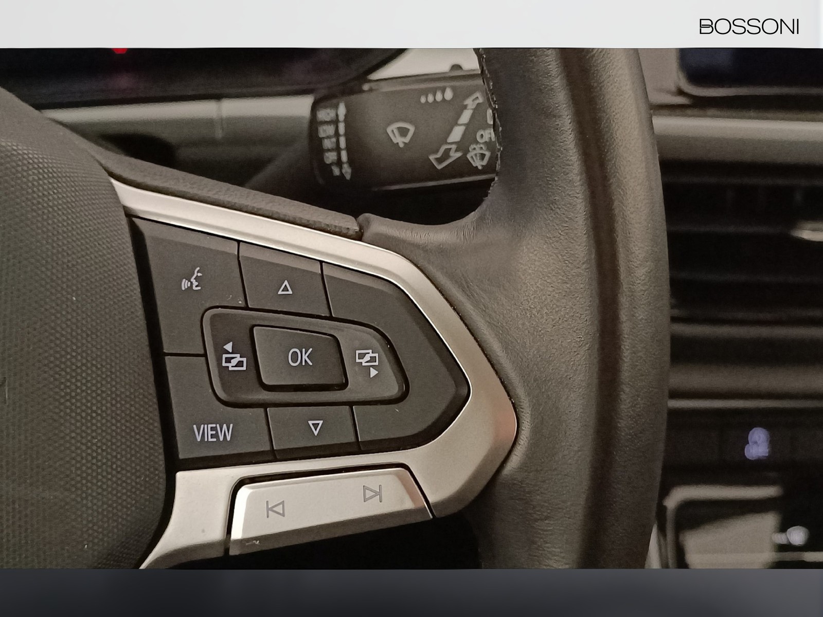 26 - Volkswagen T-Roc 2.0 tdi scr 115cv life