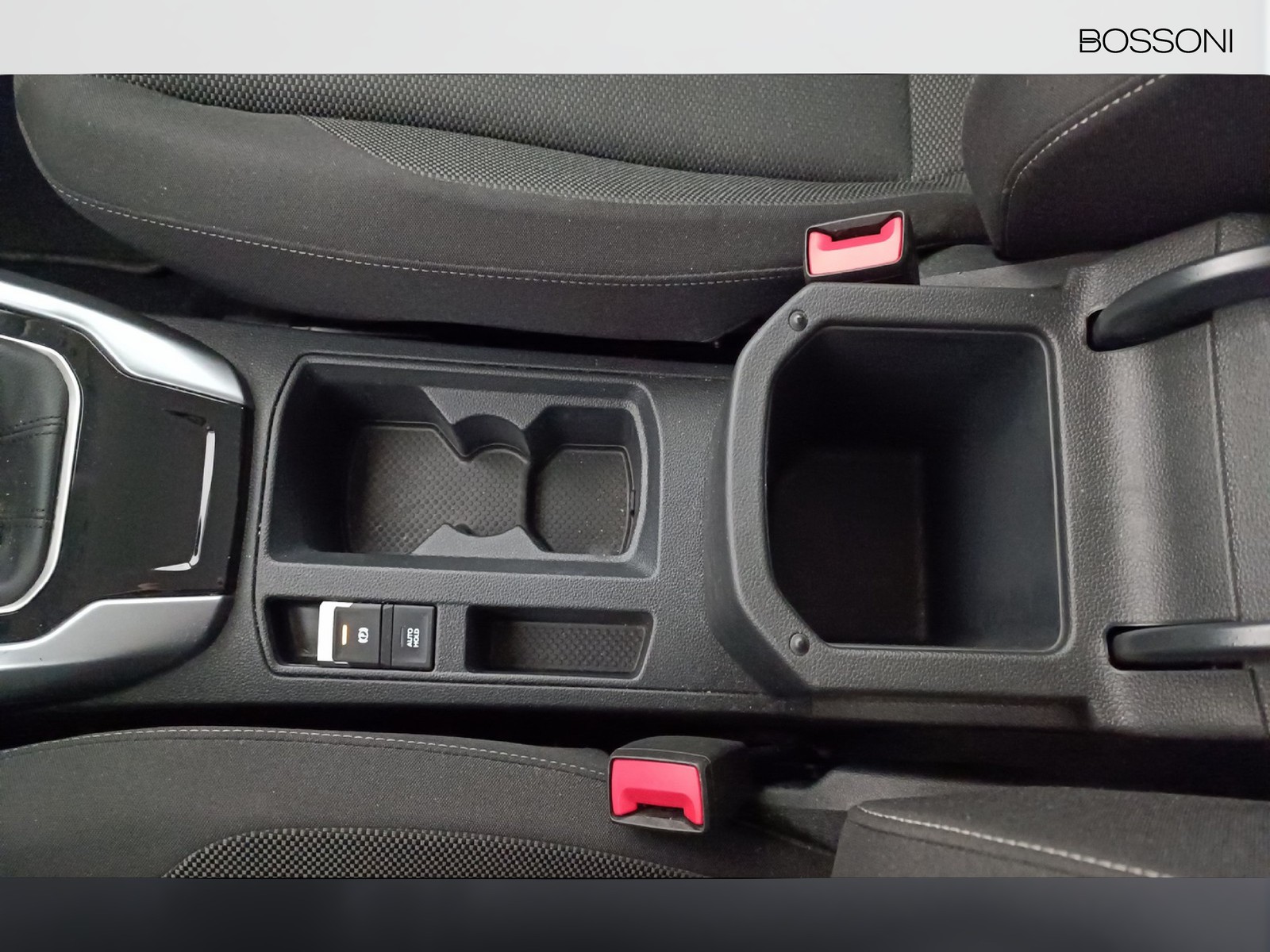 29 - Volkswagen T-Roc 2.0 tdi scr 115cv life