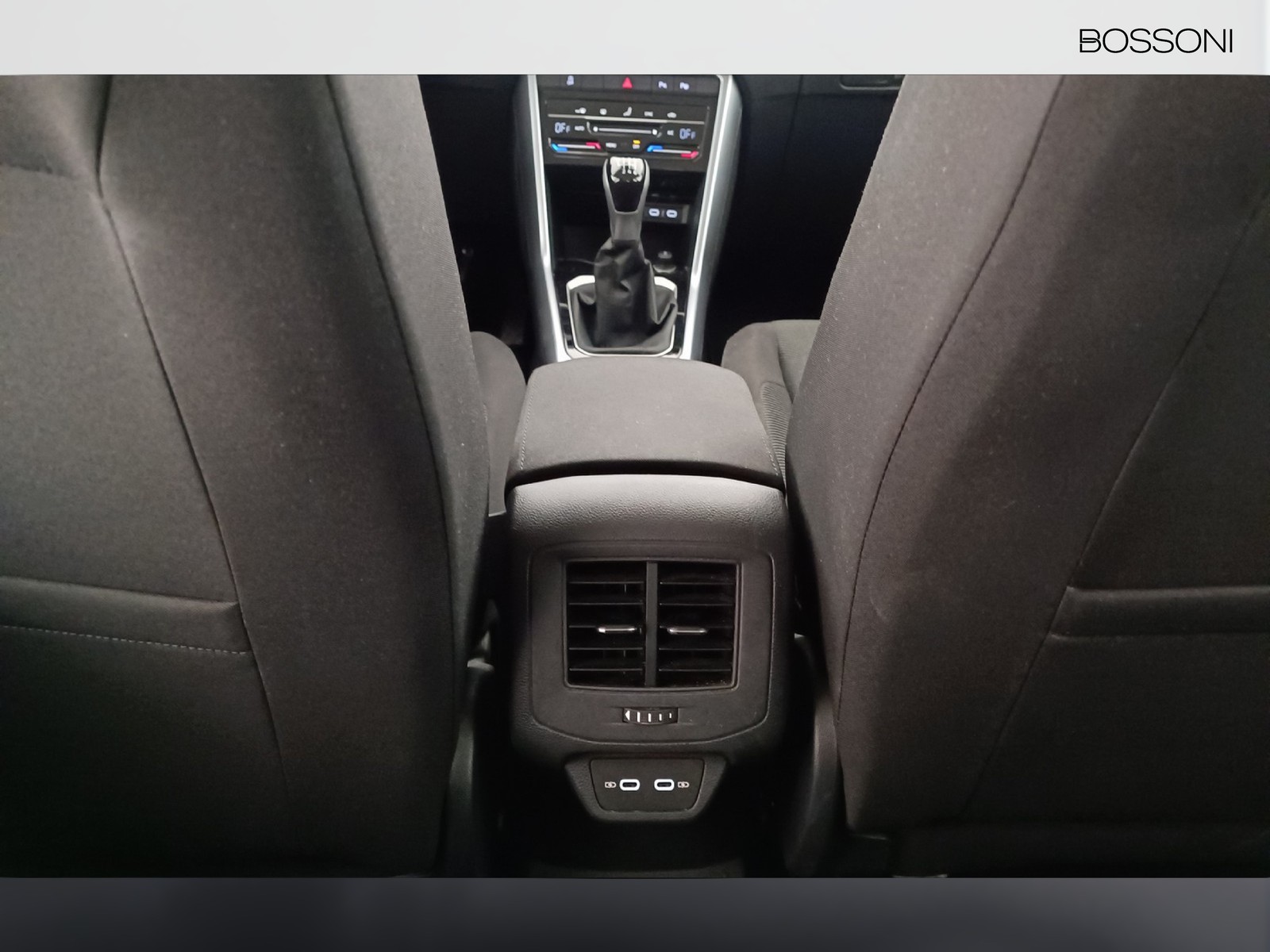 36 - Volkswagen T-Roc 2.0 tdi scr 115cv life