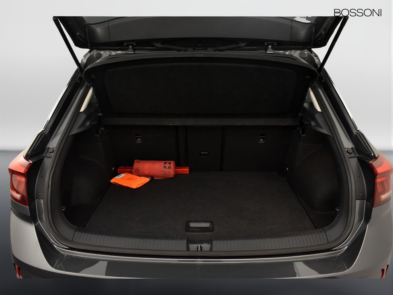 10 - Volkswagen T-Roc 2.0 tdi scr 150cv life dsg