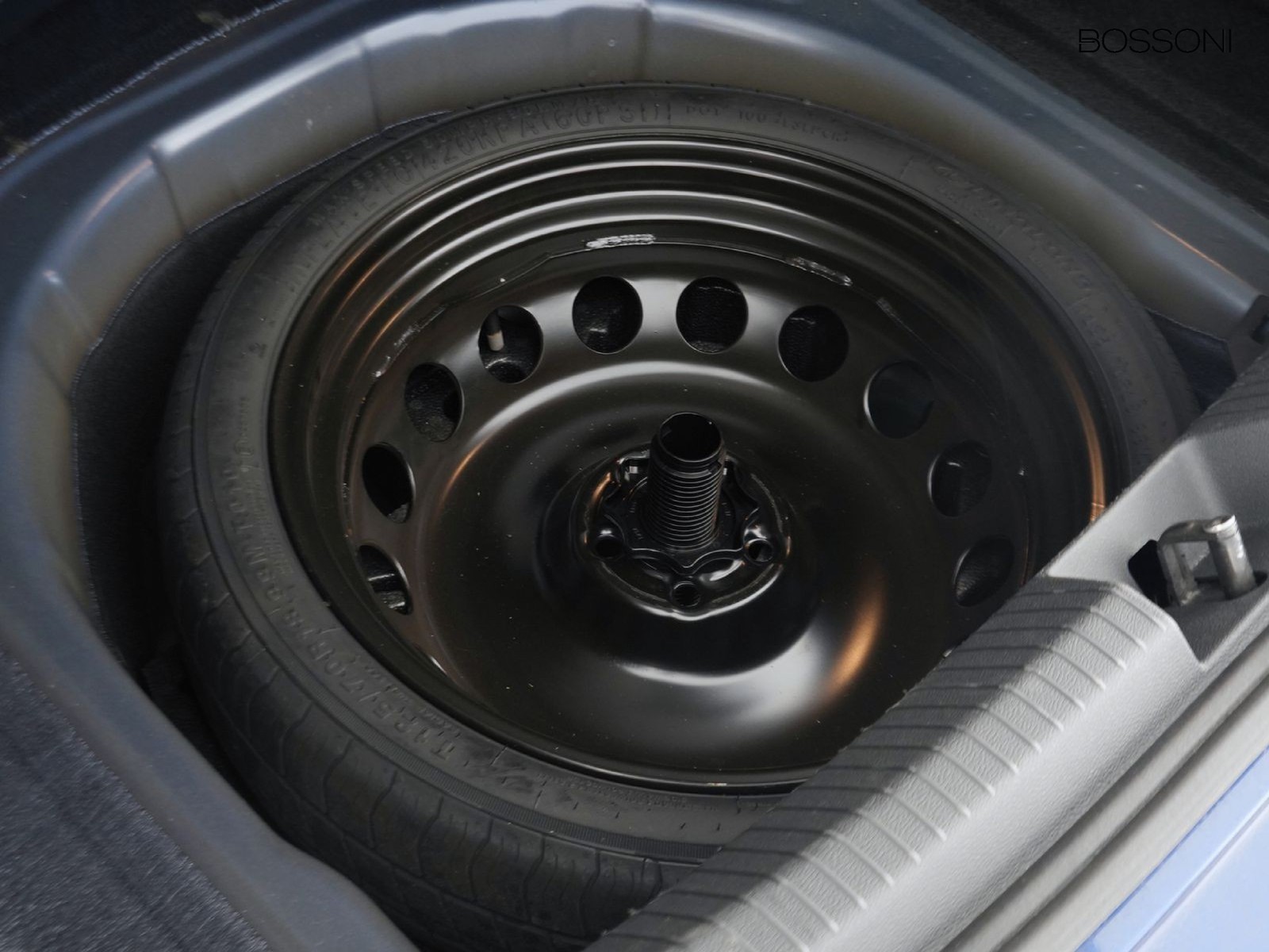 32 - Volkswagen Taigo 1.0 tsi 115cv life