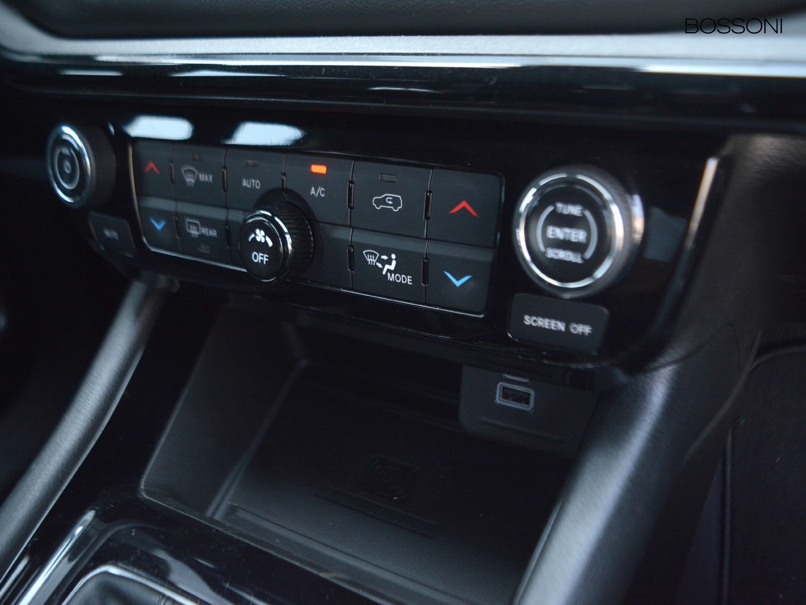 11 - Jeep Compass 1.6 multijet ii 130cv s 2wd