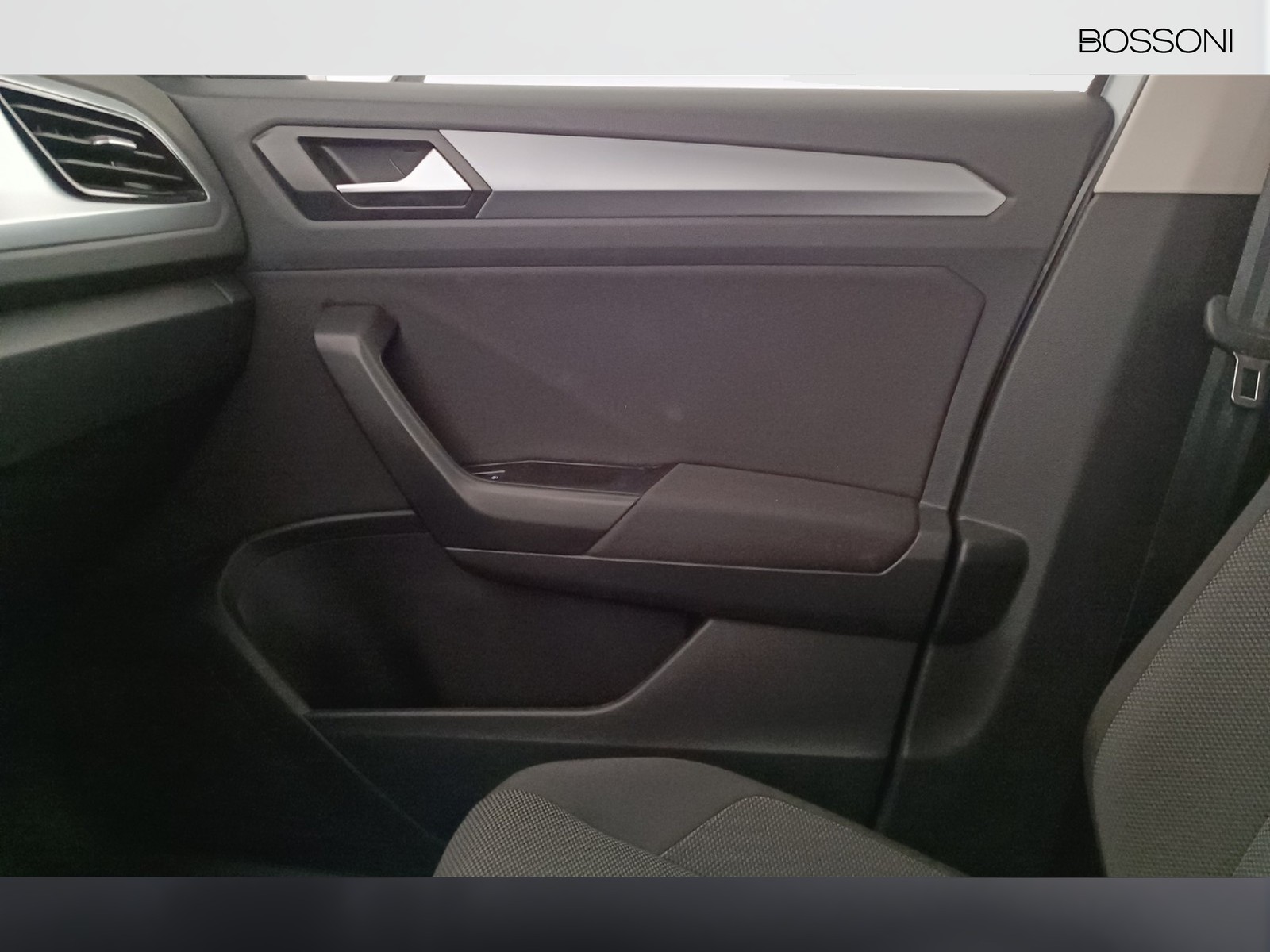 30 - Volkswagen T-Roc 2.0 tdi scr 150cv life dsg