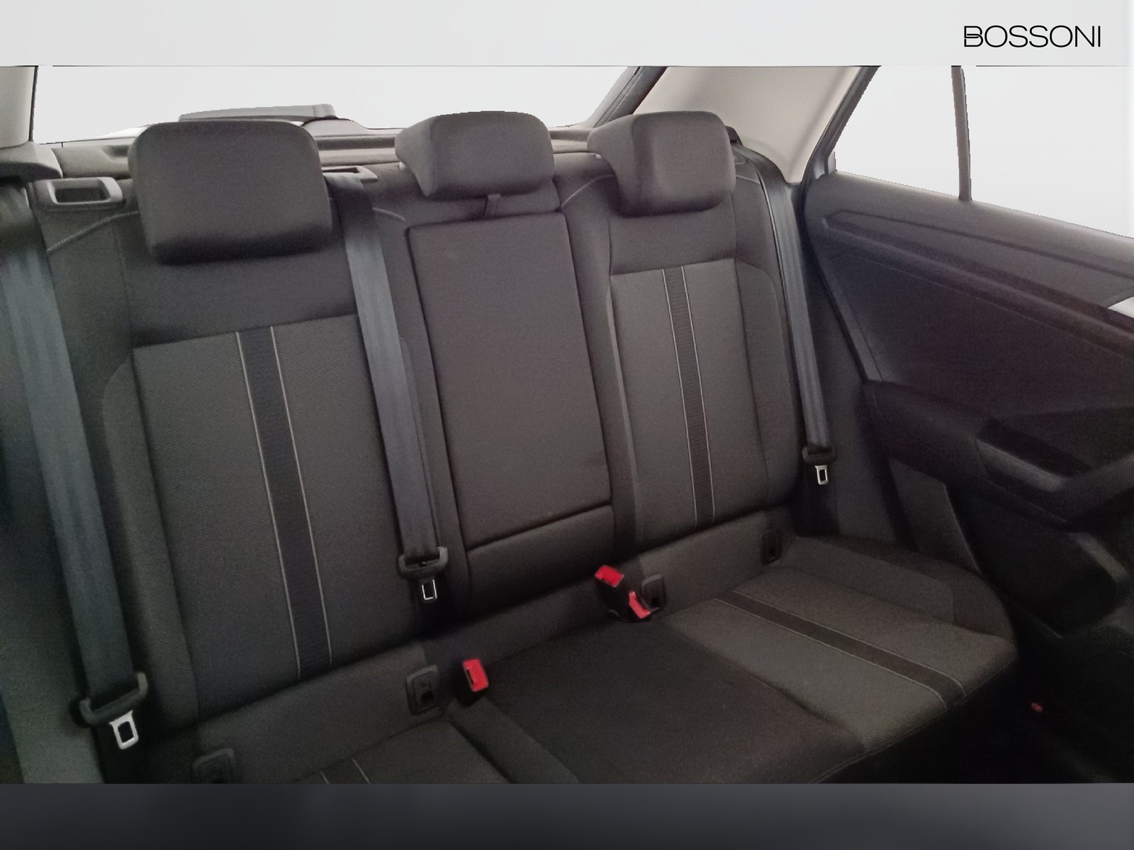 33 - Volkswagen T-Roc 2.0 tdi scr 150cv life dsg