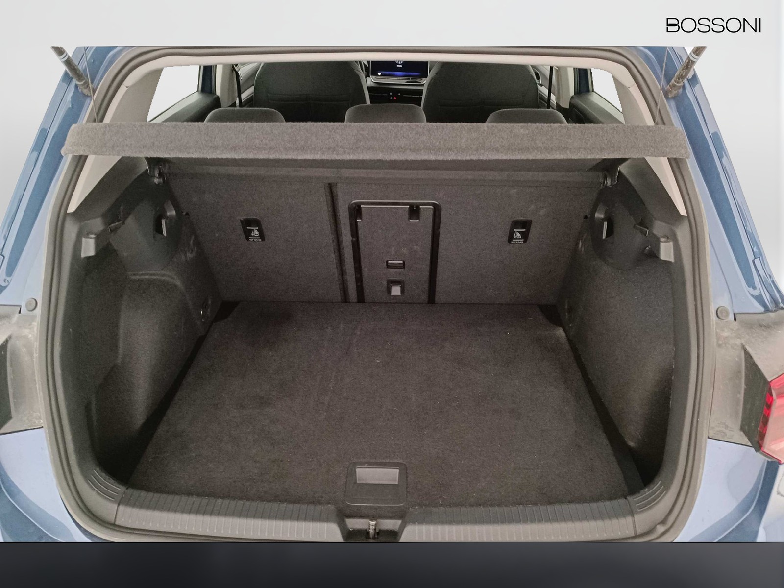 10 - Volkswagen Golf 2.0 tdi scr 115cv life