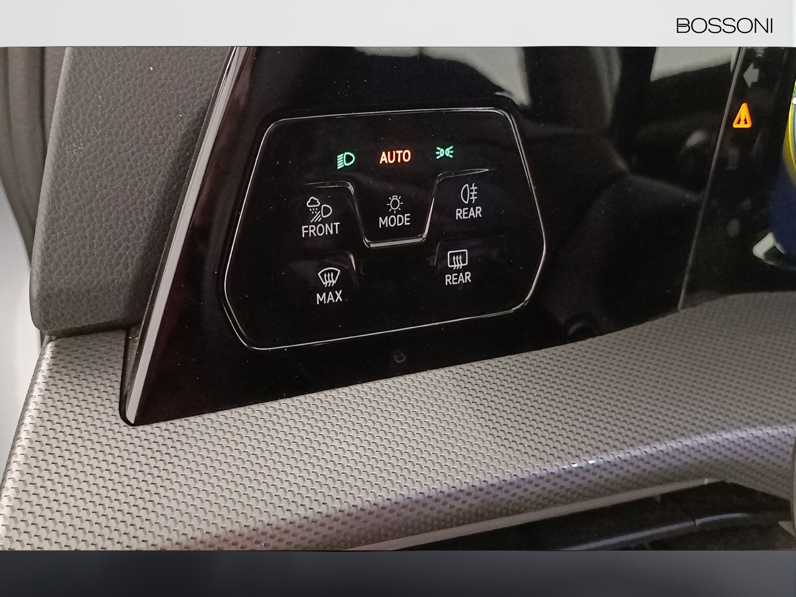 26 - Volkswagen Golf 2.0 tdi scr 150cv style dsg