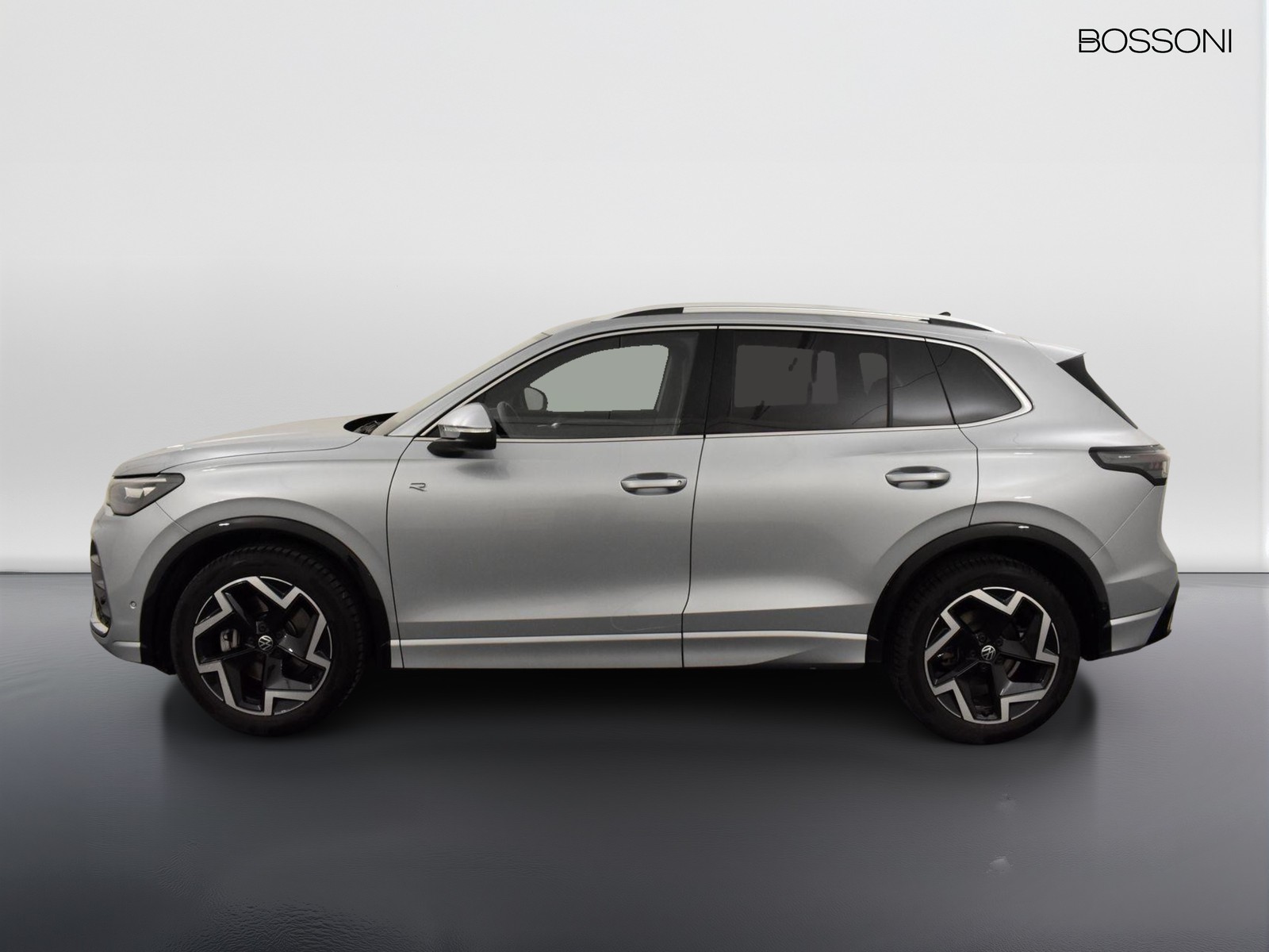 3 - Volkswagen Tiguan 2.0 tdi scr 150cv r-line dsg