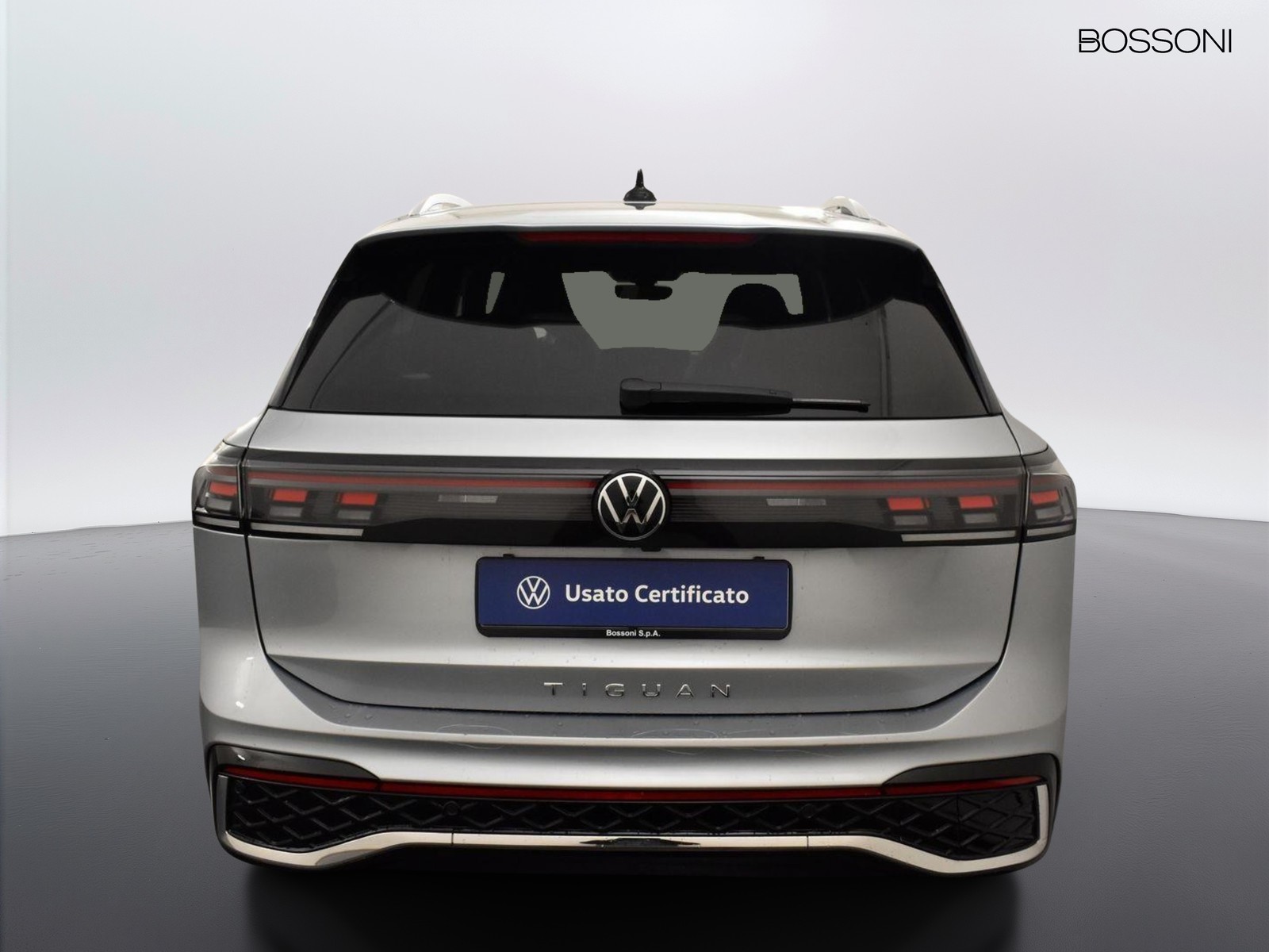 5 - Volkswagen Tiguan 2.0 tdi scr 150cv r-line dsg