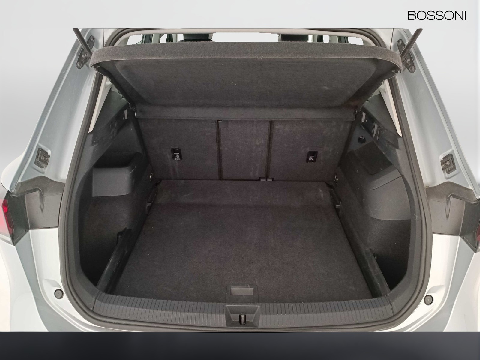 10 - Volkswagen Tiguan 2.0 tdi scr 150cv life dsg