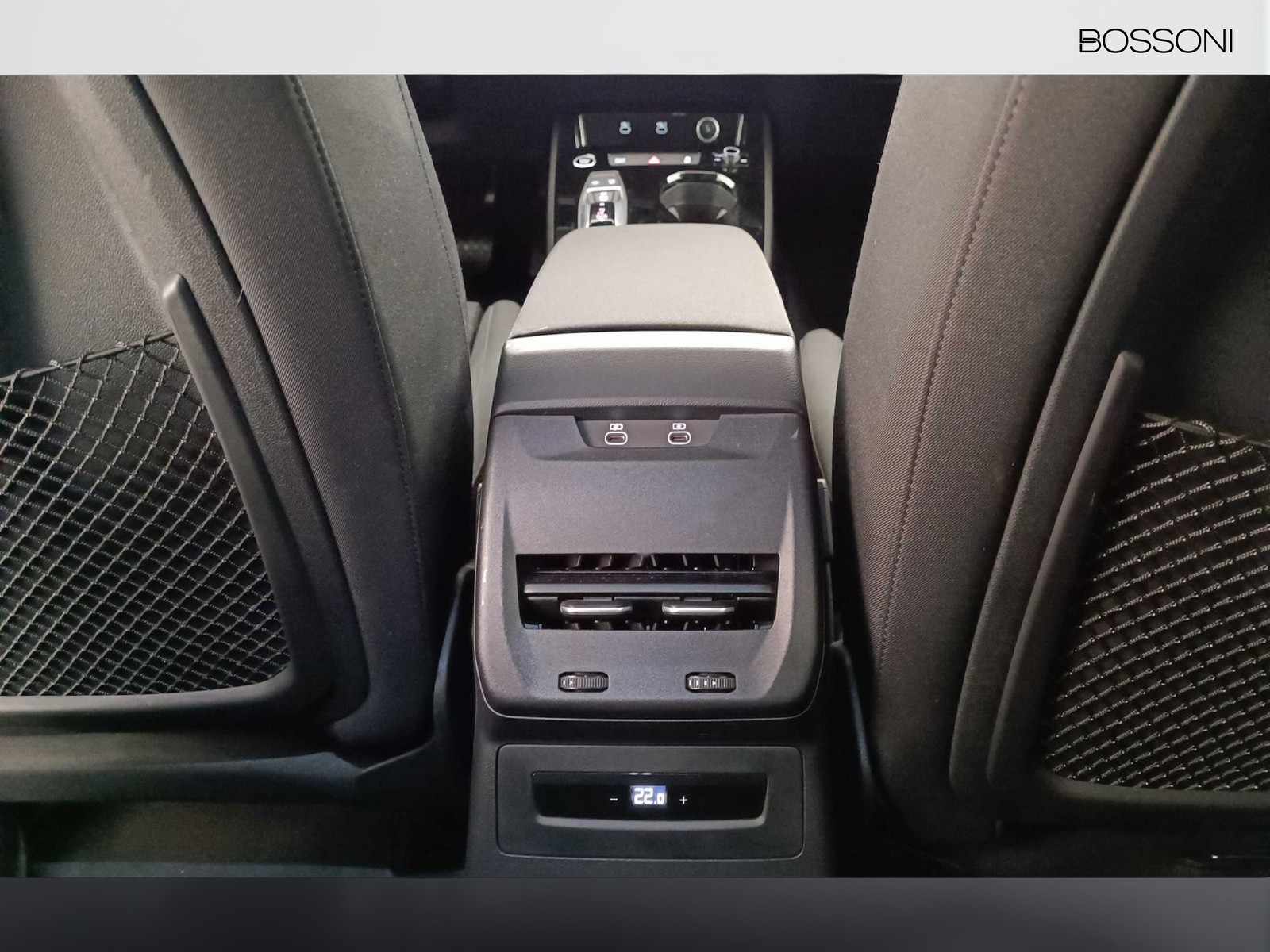 32 - Audi A5 avant 2.0 tdi mhev+ 204cv business advanced