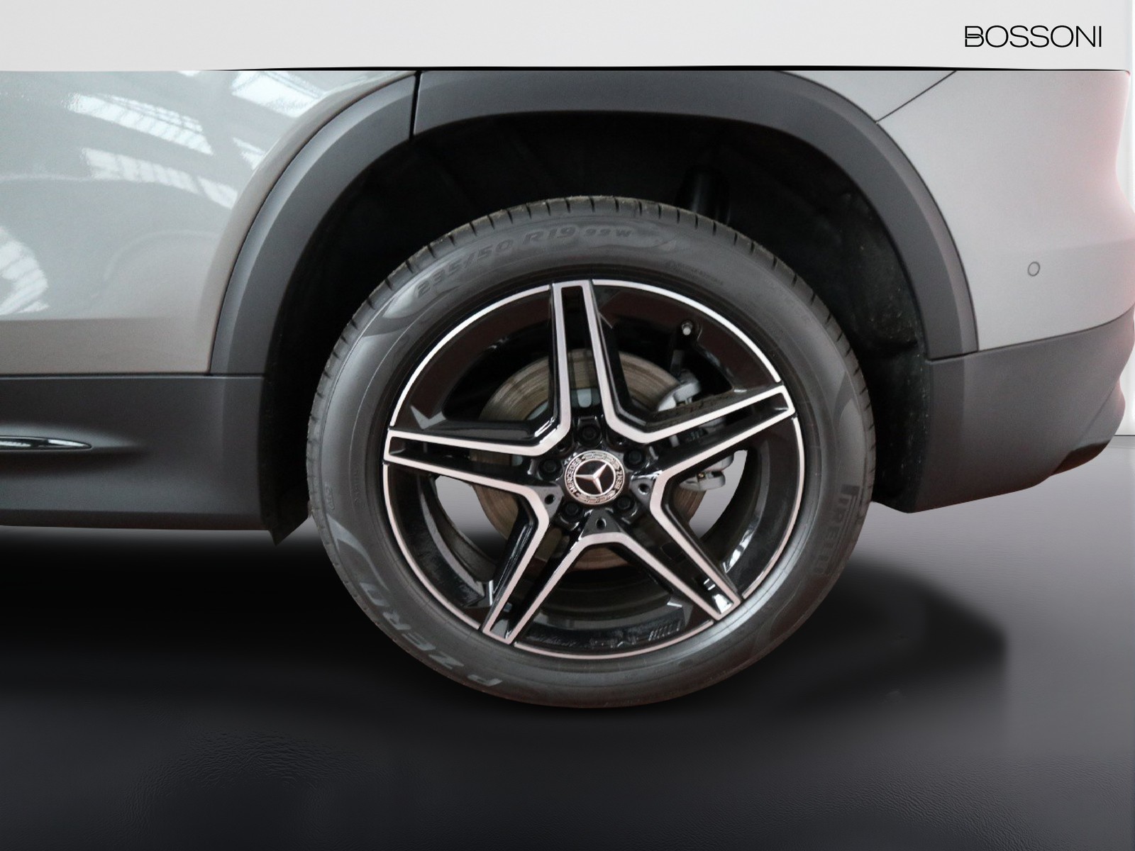 4 - Mercedes GLB 200 d amg line premium 8g-dct 7p.ti