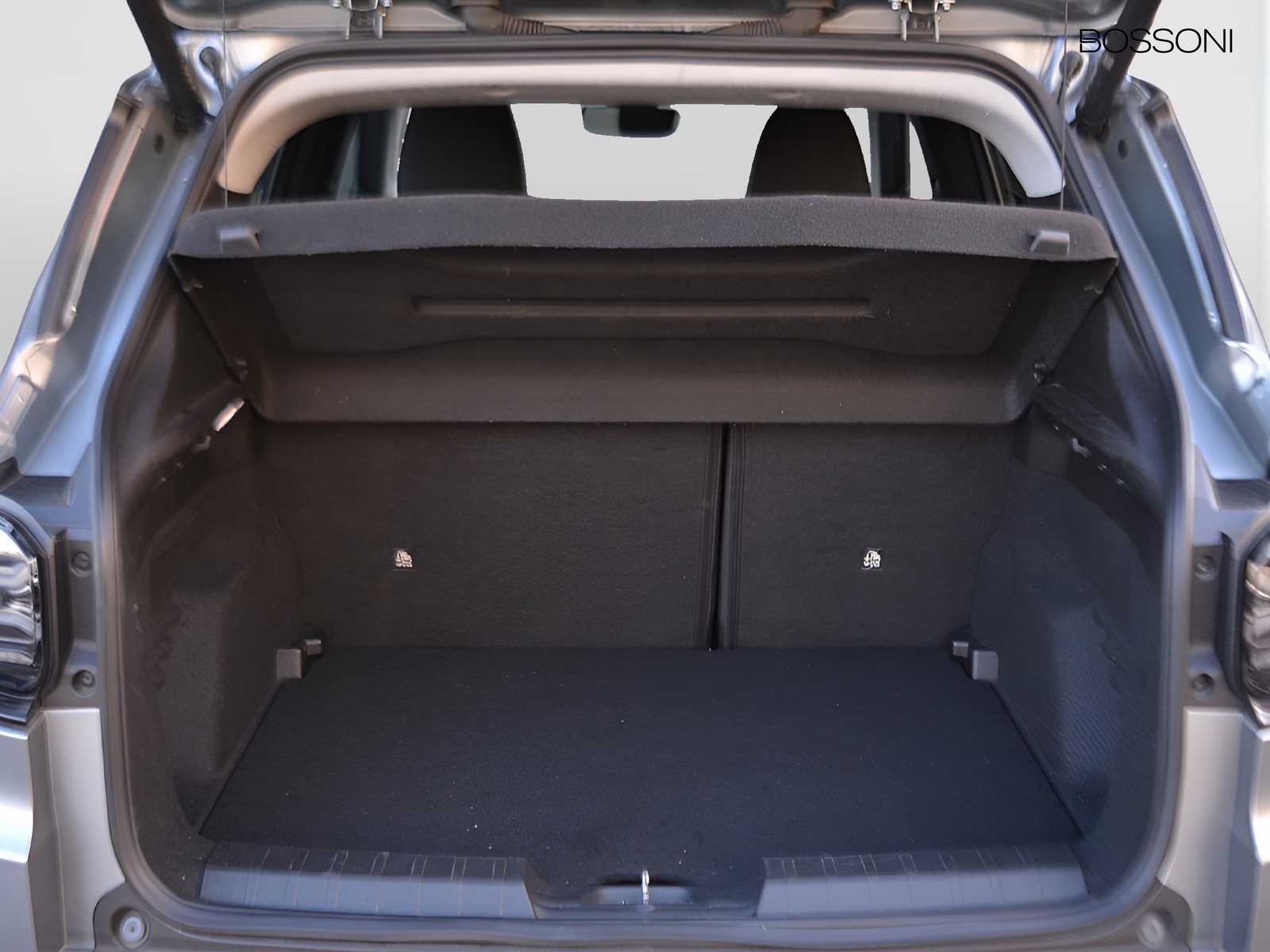 14 - Jeep Avenger 1.2 turbo 100cv summit fwd