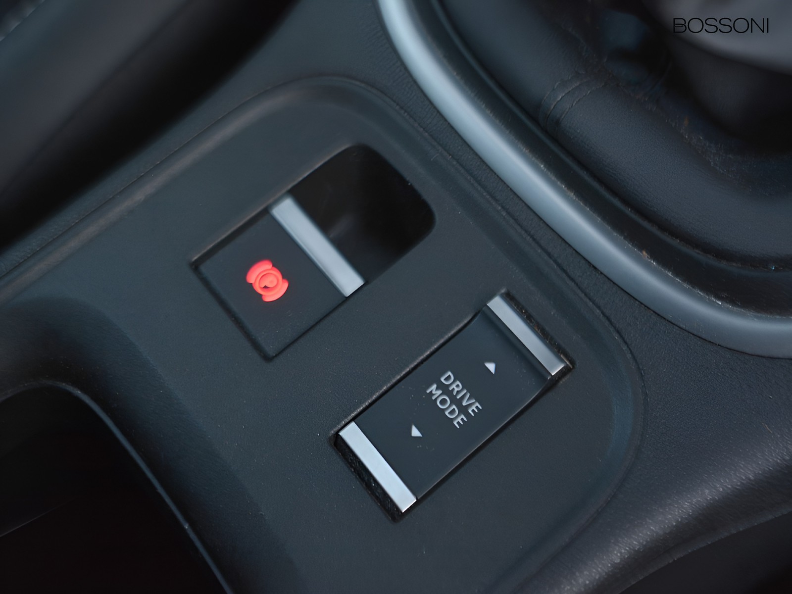 18 - Jeep Avenger 1.2 turbo 100cv summit fwd