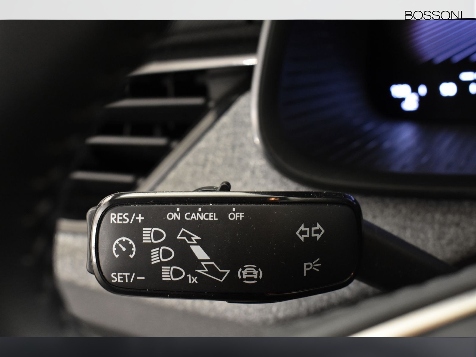 18 - Skoda Kamiq 1.0 tsi 95cv selection