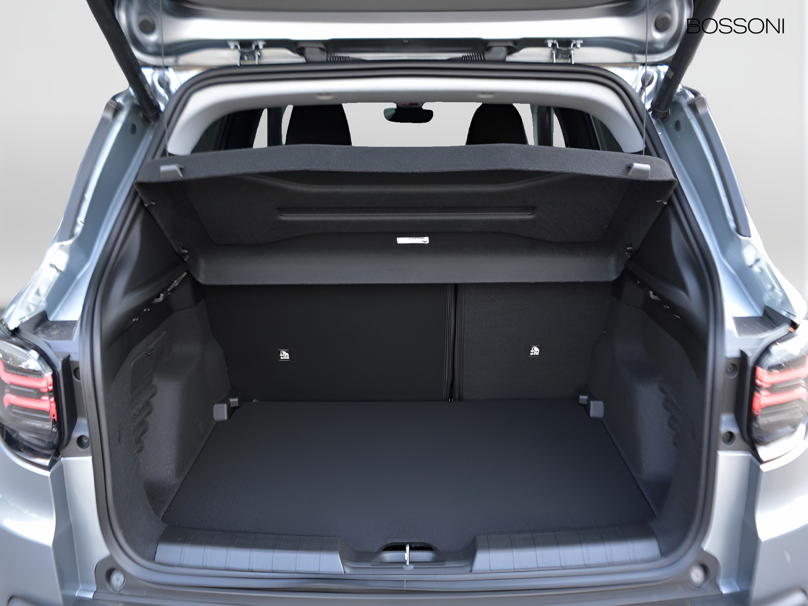 14 - Jeep Avenger 1.2 turbo 100cv summit fwd