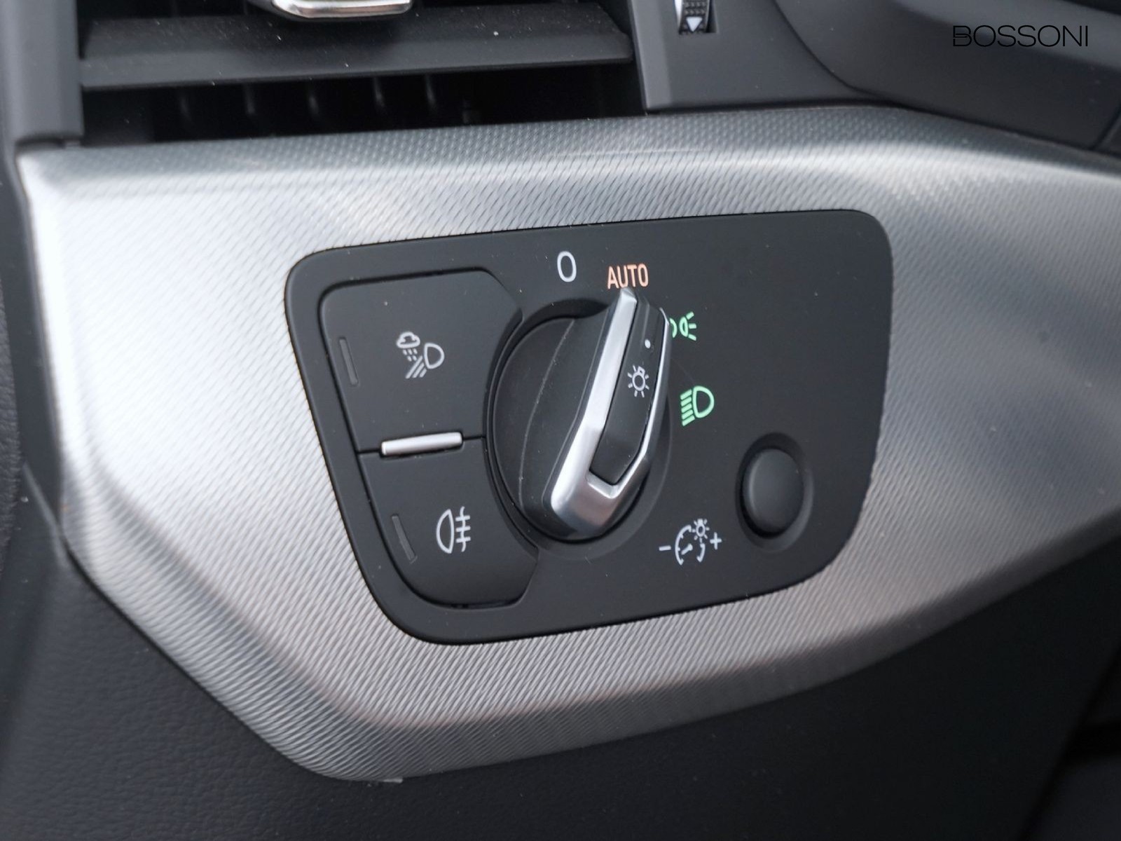 11 - Audi A5 cabrio 35 2.0 tdi mhev 163cv s line edition s tronic