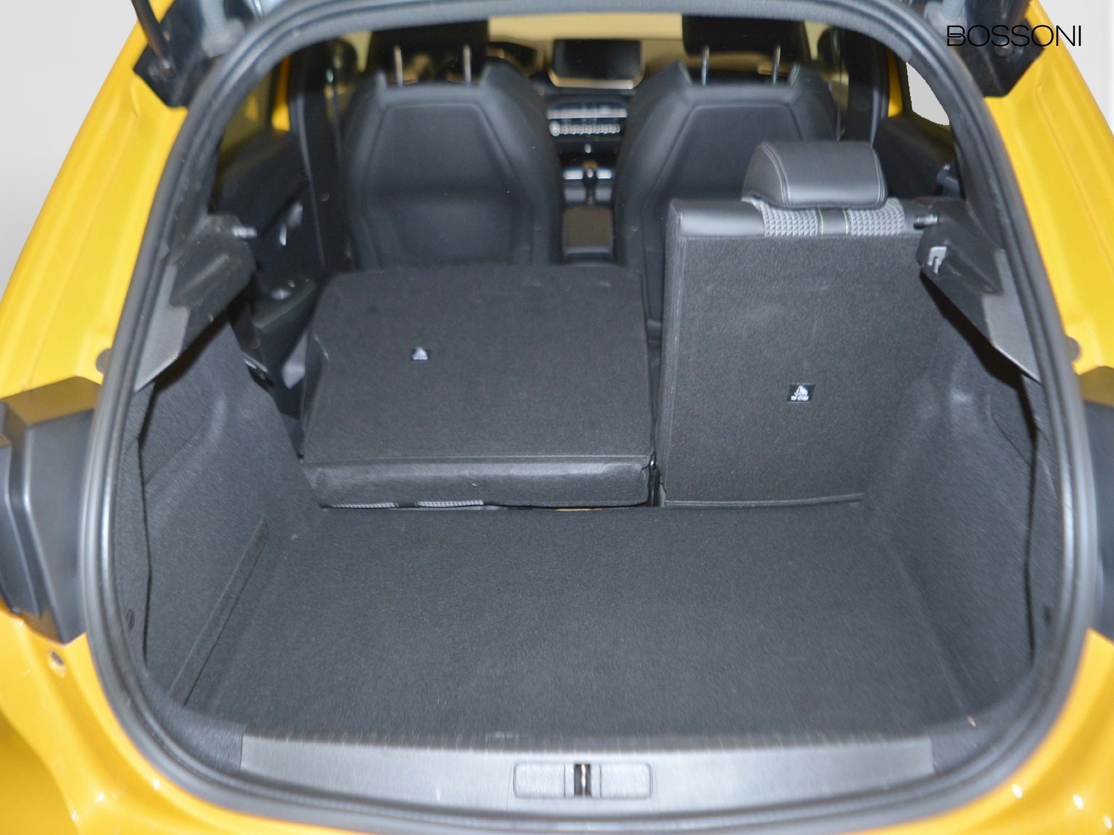 15 - Peugeot 208 5 porte 1.2 puretech gt s&s