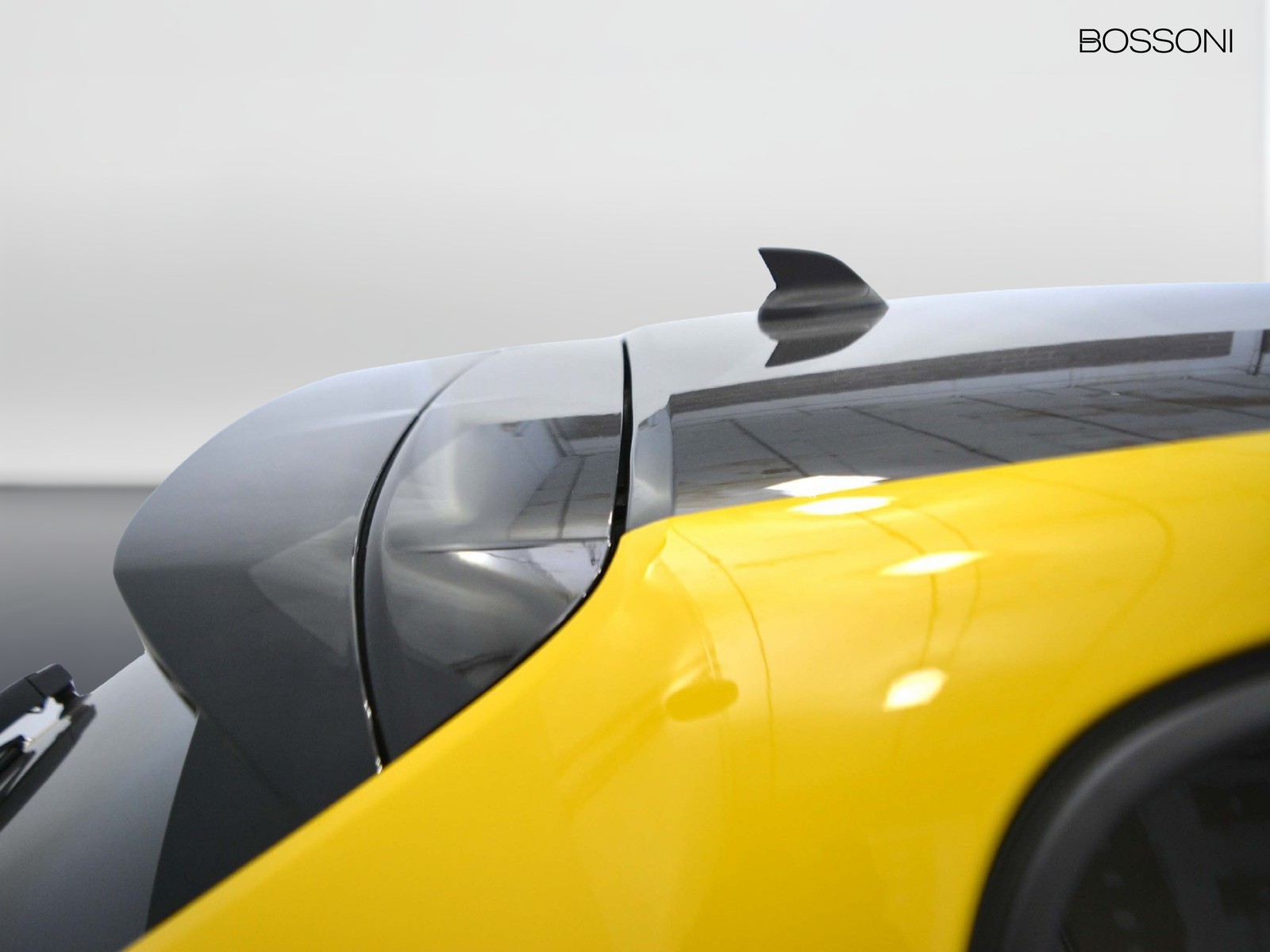 23 - Peugeot 208 5 porte 1.2 puretech gt s&s