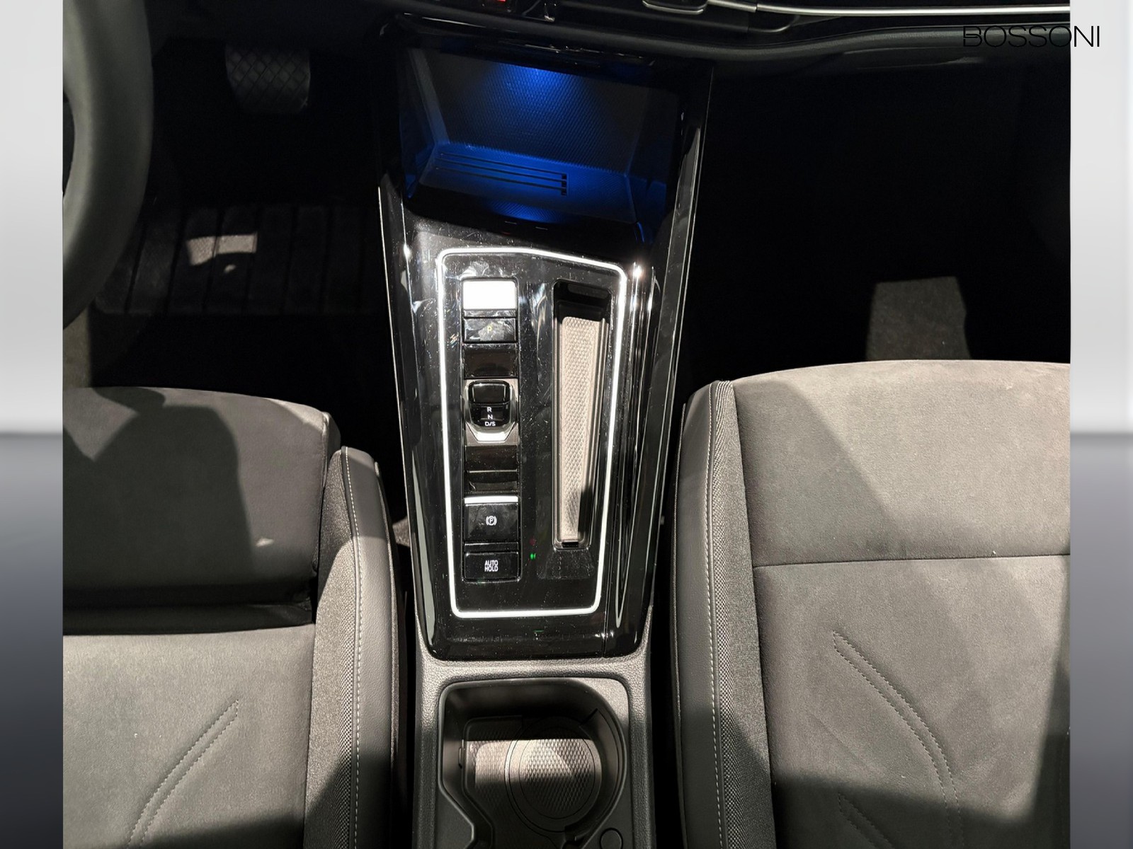 11 - Volkswagen Golf 2.0 tdi scr 150cv style dsg