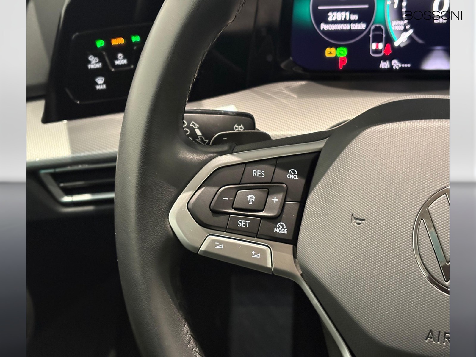 12 - Volkswagen Golf 2.0 tdi scr 150cv style dsg