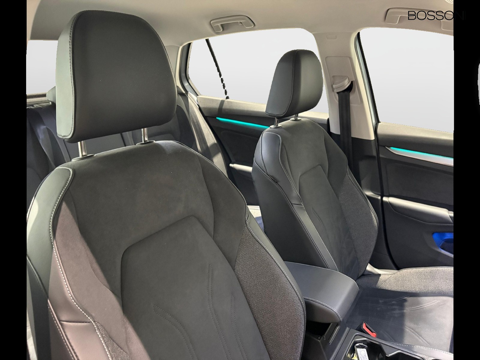 21 - Volkswagen Golf 2.0 tdi scr 150cv style dsg