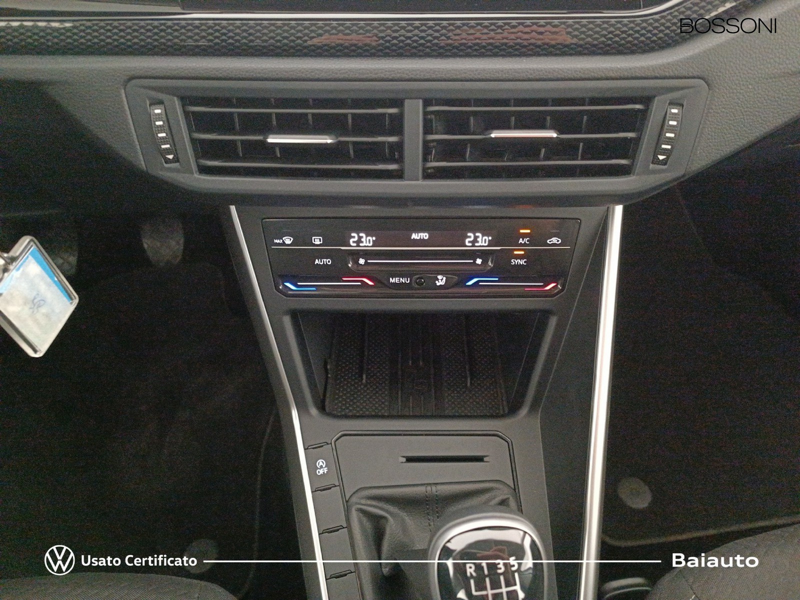 11 - Volkswagen Taigo 1.0 tsi 115cv life