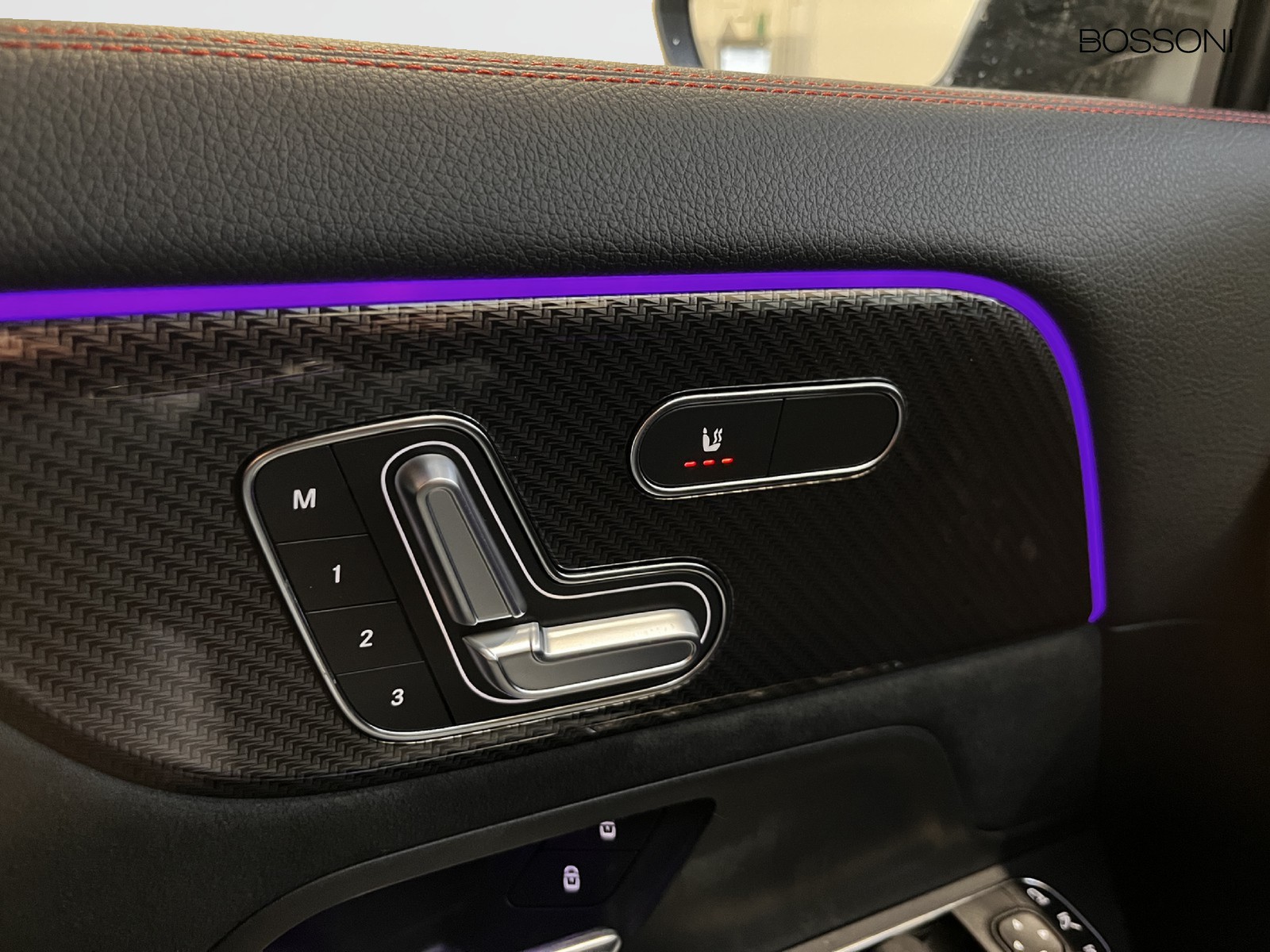 15 - Mercedes GLA 200 d amg line premium 4matic 8g-dct