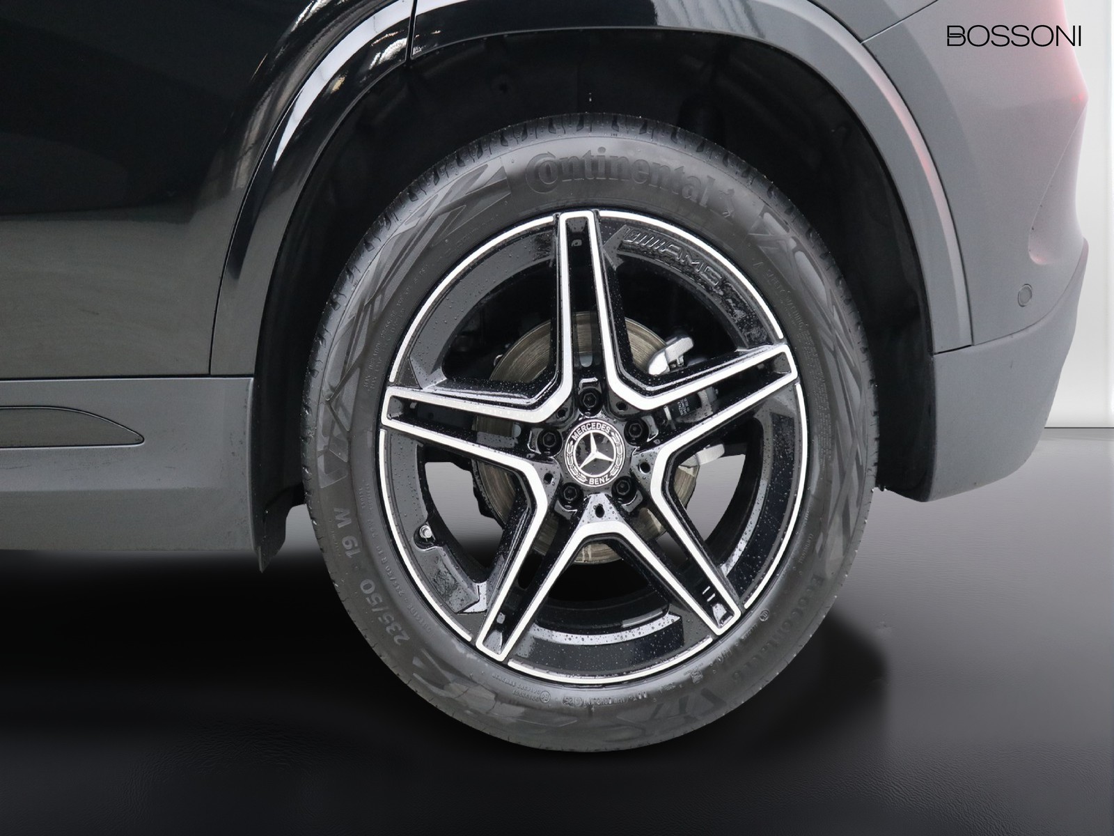 4 - Mercedes GLA 200 d amg line premium 4matic 8g-dct