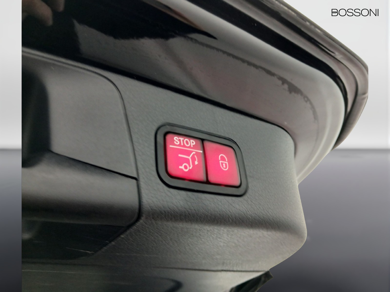 18 - Mercedes GLB 180 amg line advanced plus 7g-dct