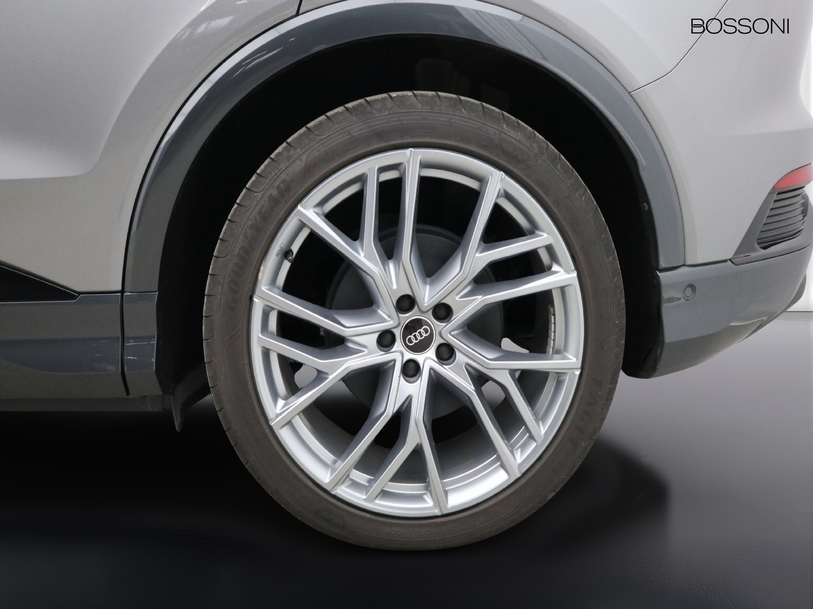 4 - Audi Q4 e-tron sportback e-tron 40 s line edition