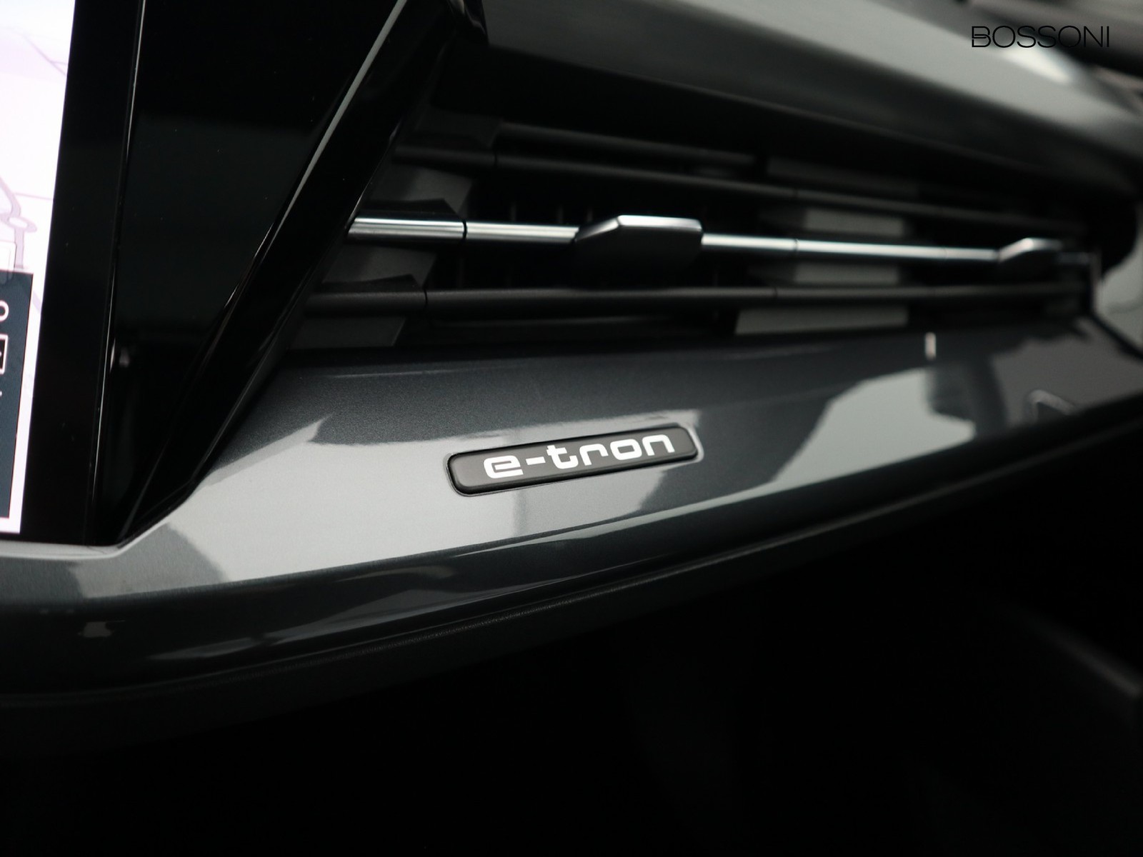 18 - Audi Q4 e-tron sportback e-tron 40 s line edition