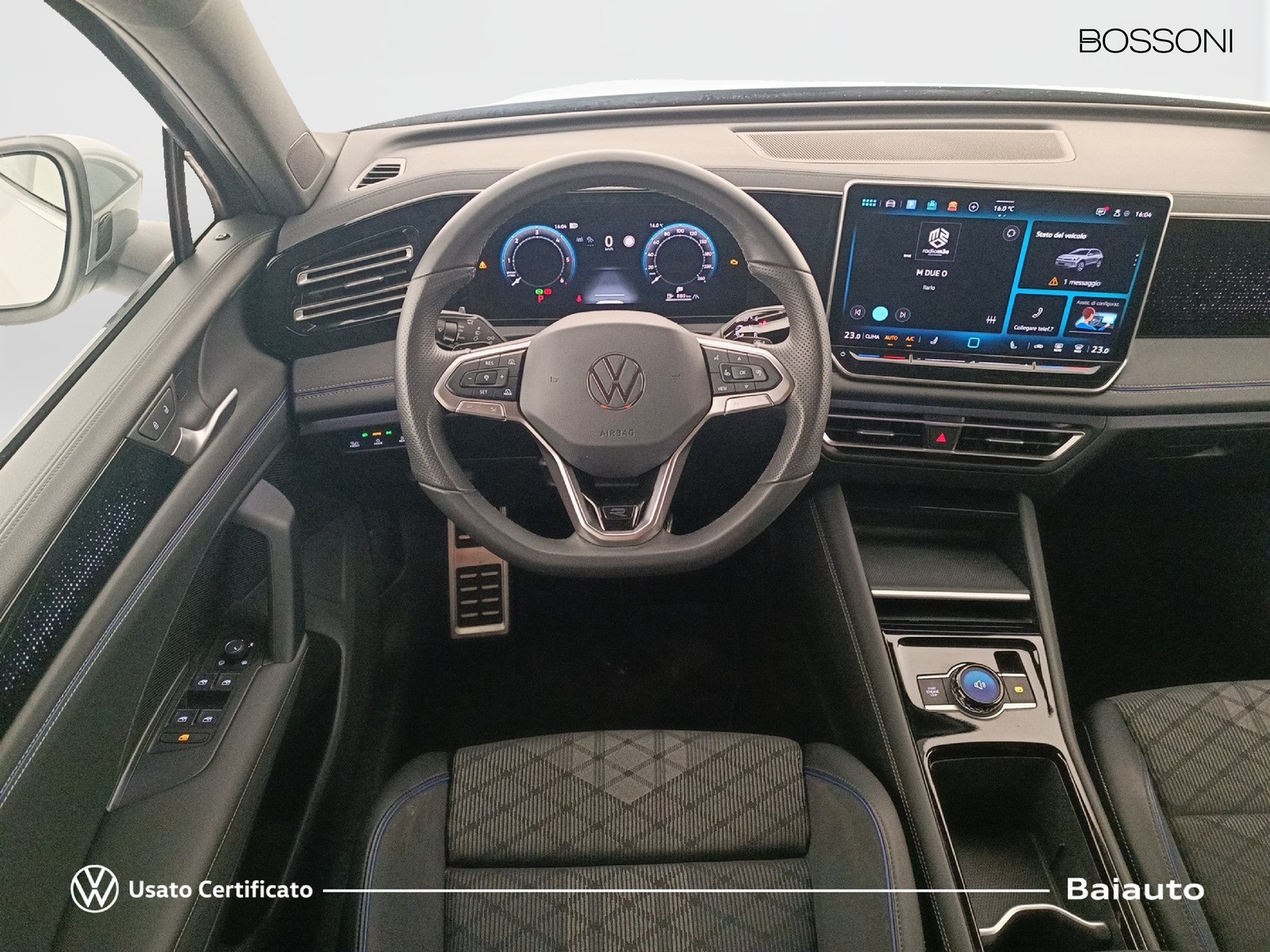 8 - Volkswagen Tiguan 2.0 tdi scr 150cv r-line dsg