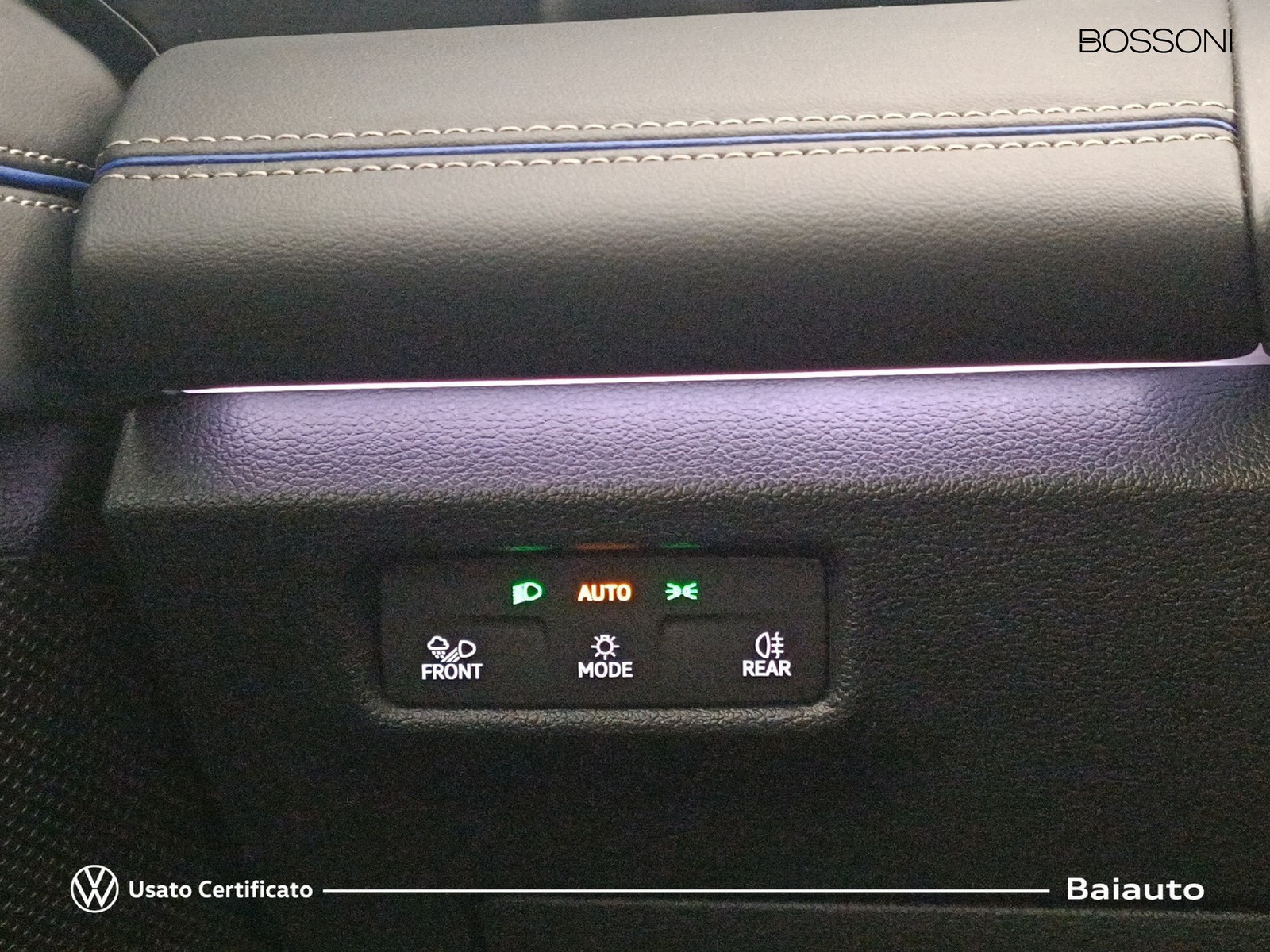 18 - Volkswagen Tiguan 2.0 tdi scr 150cv r-line dsg