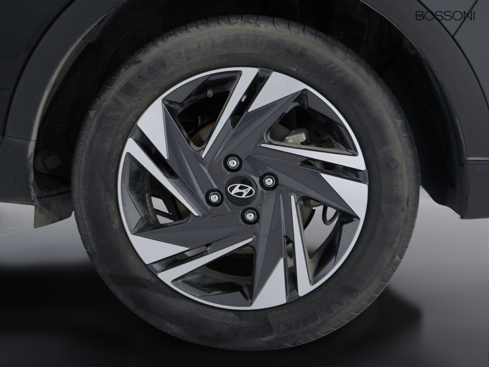 12 - Hyundai Bayon 1.2 mpi xclass