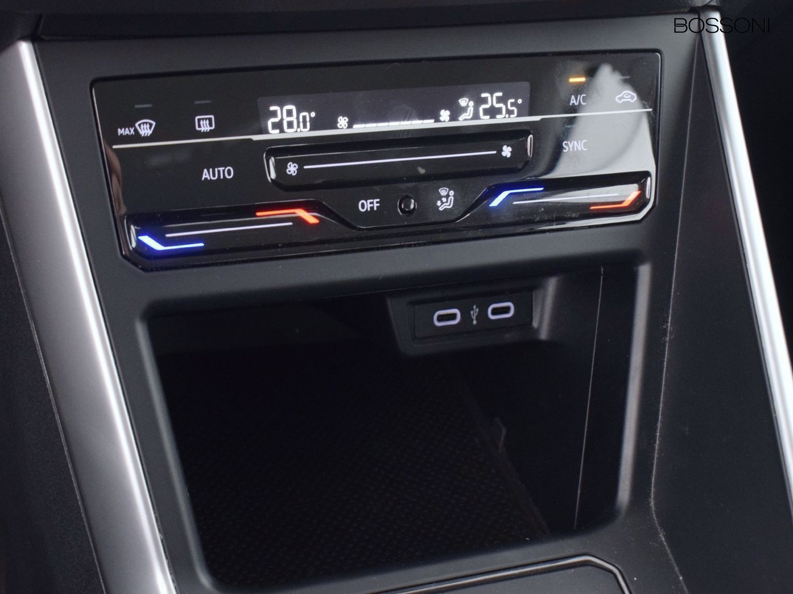 23 - Volkswagen Polo 1.0 tsi 95cv life dsg