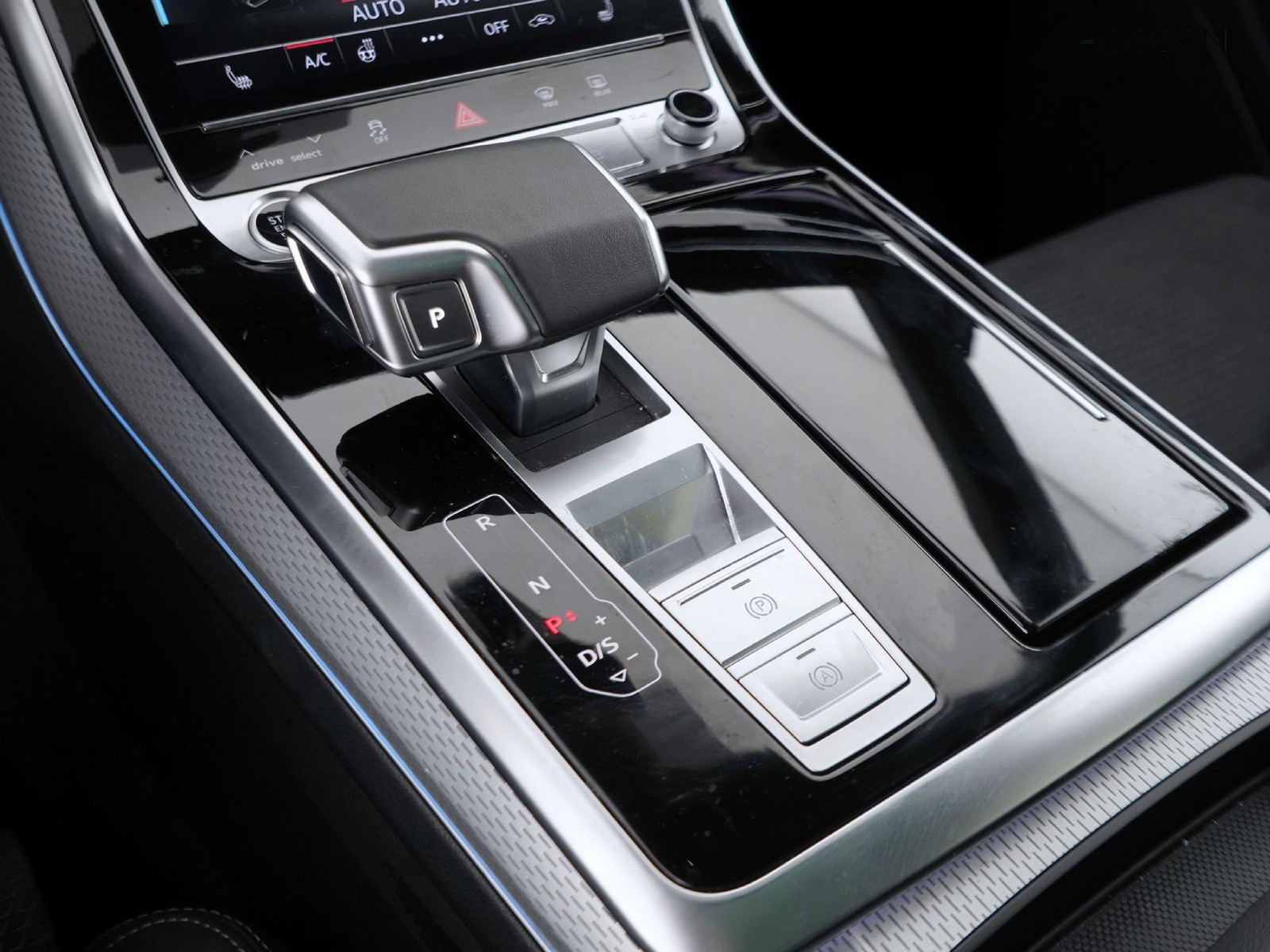 24 - Audi Q8 3.0 v6 tdi mhev 286cv s line edition quattro