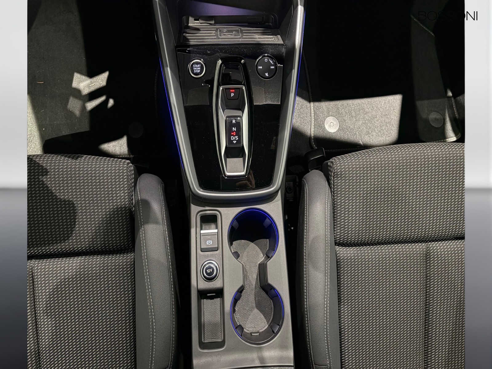 20 - Audi A3 sportback 2.0 tdi 150cv s line edition s tronic