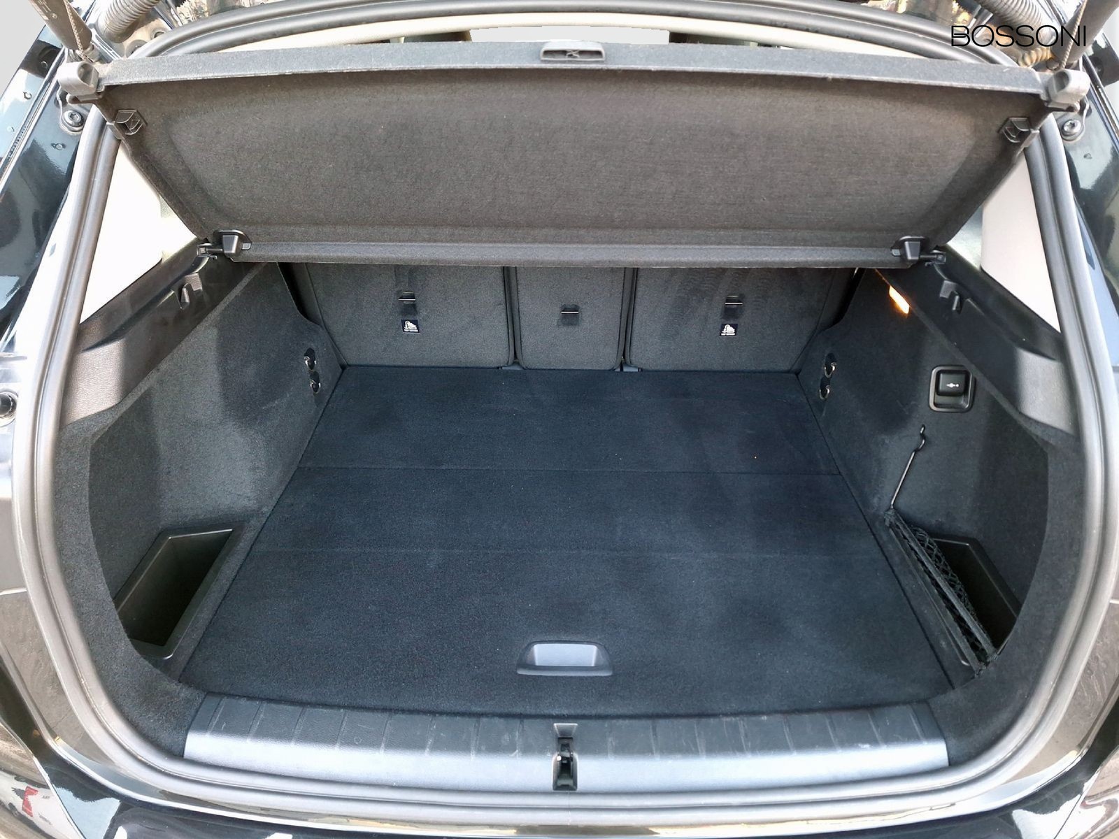 6 - BMW X1 18d sdrive business advantage steptronic